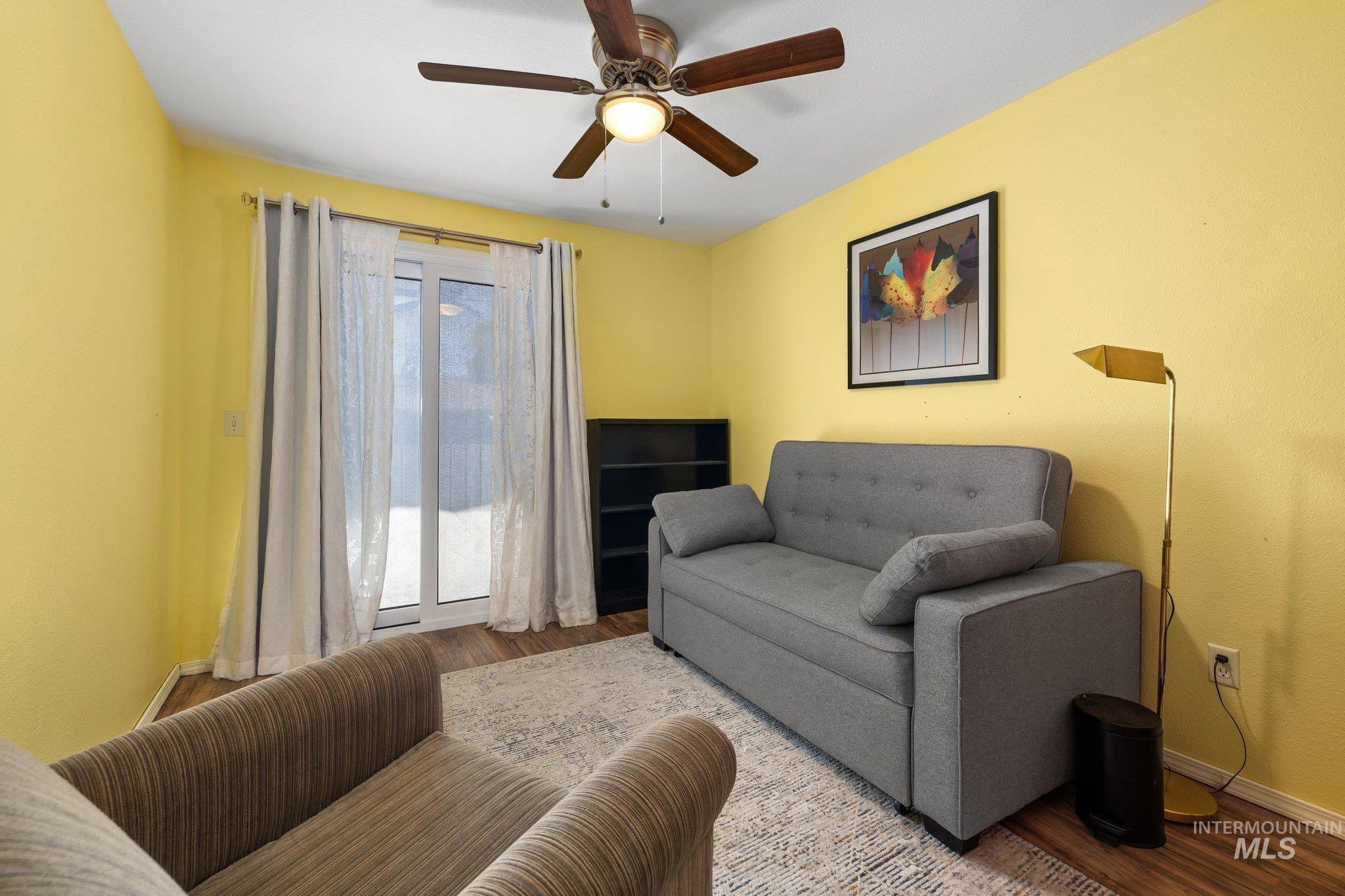 1990 Old Saybrook, Boise, Idaho 83706, 3 Bedrooms, 1.5 Bathrooms, Residential For Sale, Price $359,900,MLS 98955817