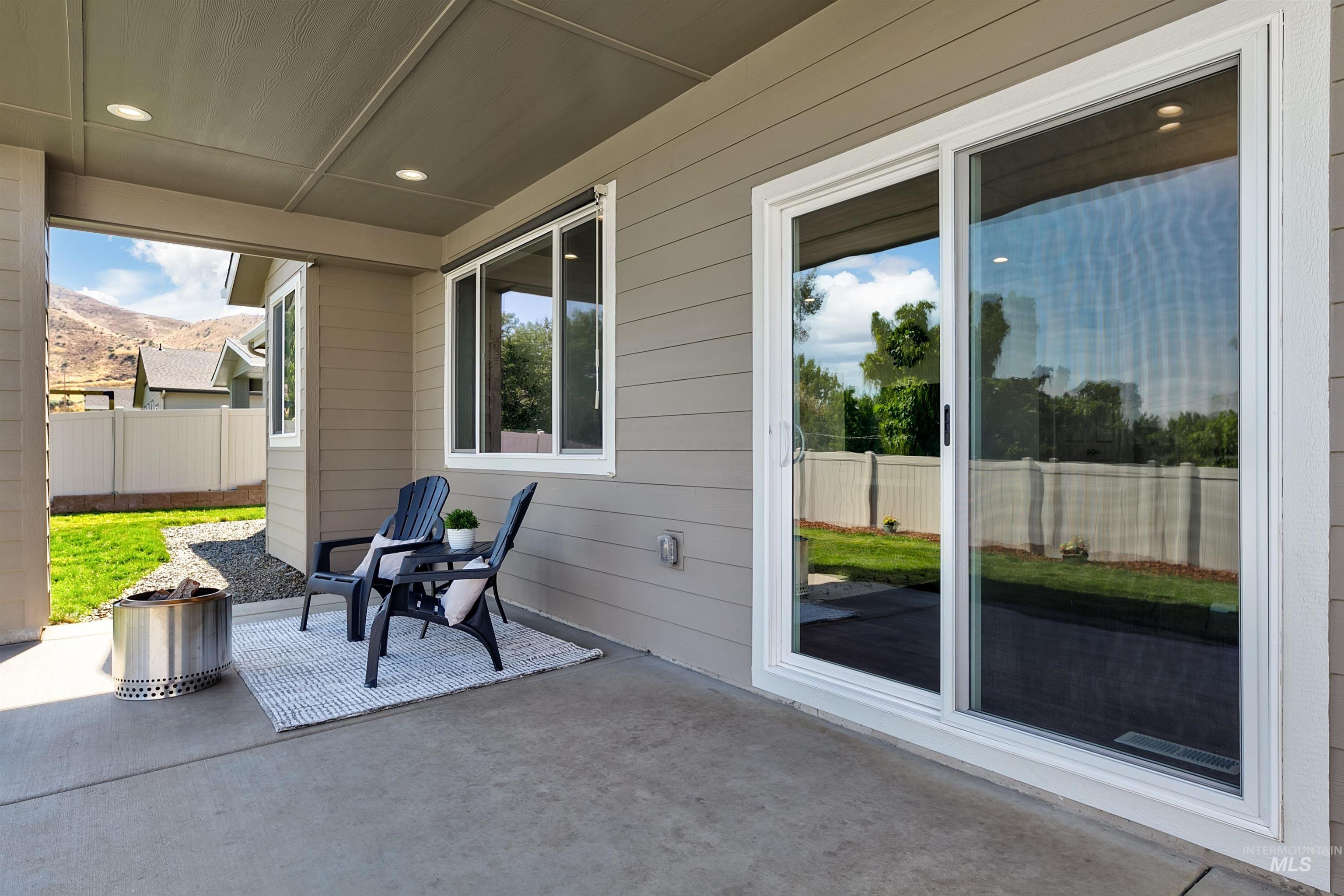 2678 Landmark St., Emmett, Idaho 83617, 3 Bedrooms, 2 Bathrooms, Residential For Sale, Price $482,990,MLS 98955839