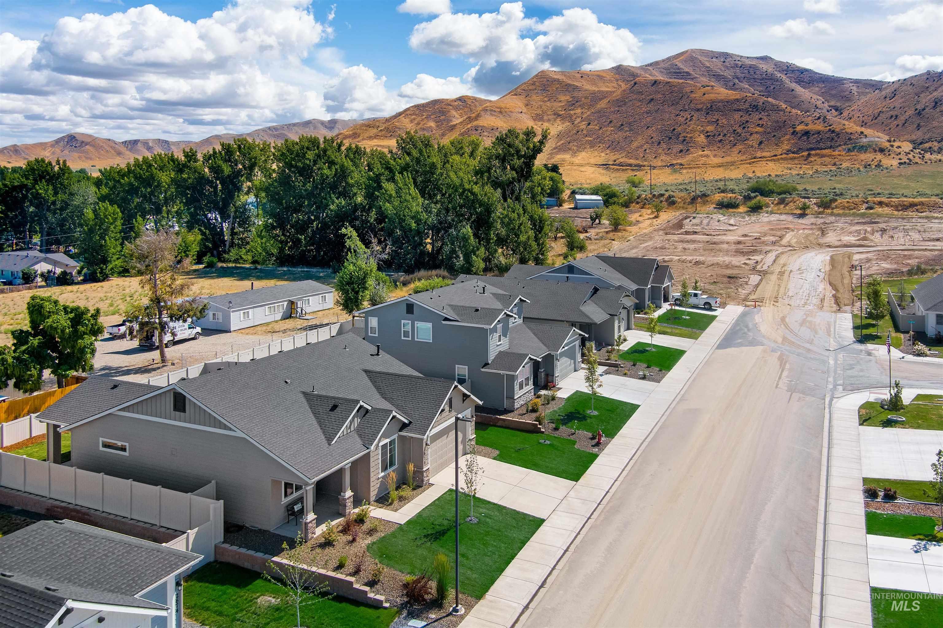 2678 Landmark St., Emmett, Idaho 83617, 3 Bedrooms, 2 Bathrooms, Residential For Sale, Price $482,990,MLS 98955839