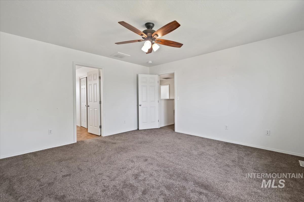 686 Nugget Court, Middleton, Idaho 83644-5278, 4 Bedrooms, 2.5 Bathrooms, Residential For Sale, Price $444,900,MLS 98955855