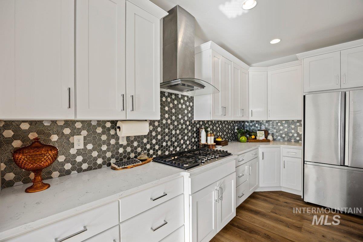 957 Birchton Loop, Twin Falls, Idaho 83301, 3 Bedrooms, 2 Bathrooms, Residential For Sale, Price $530,000,MLS 98955877