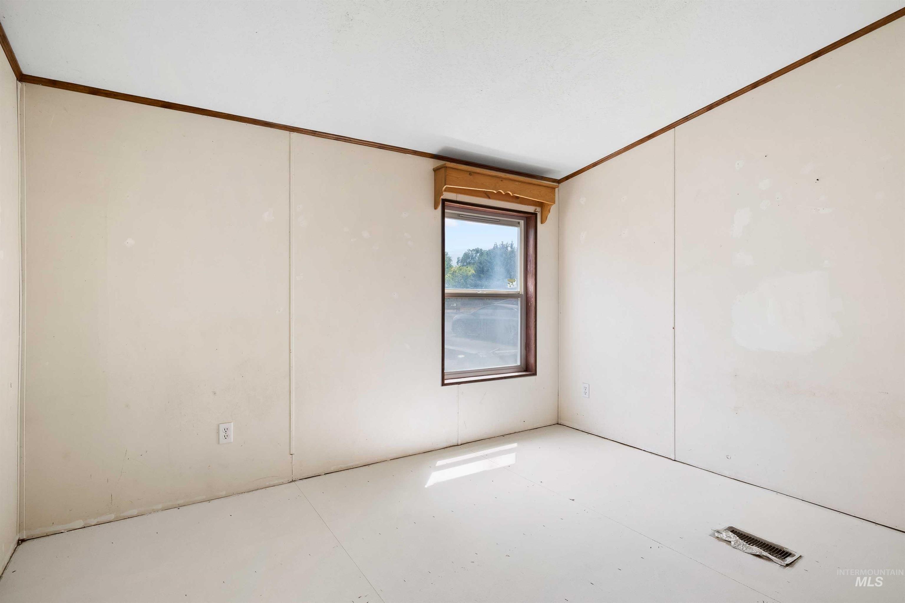 218 E Ave G, Jerome, Idaho 83338, 3 Bedrooms, 2 Bathrooms, Residential For Sale, Price $199,900,MLS 98955878