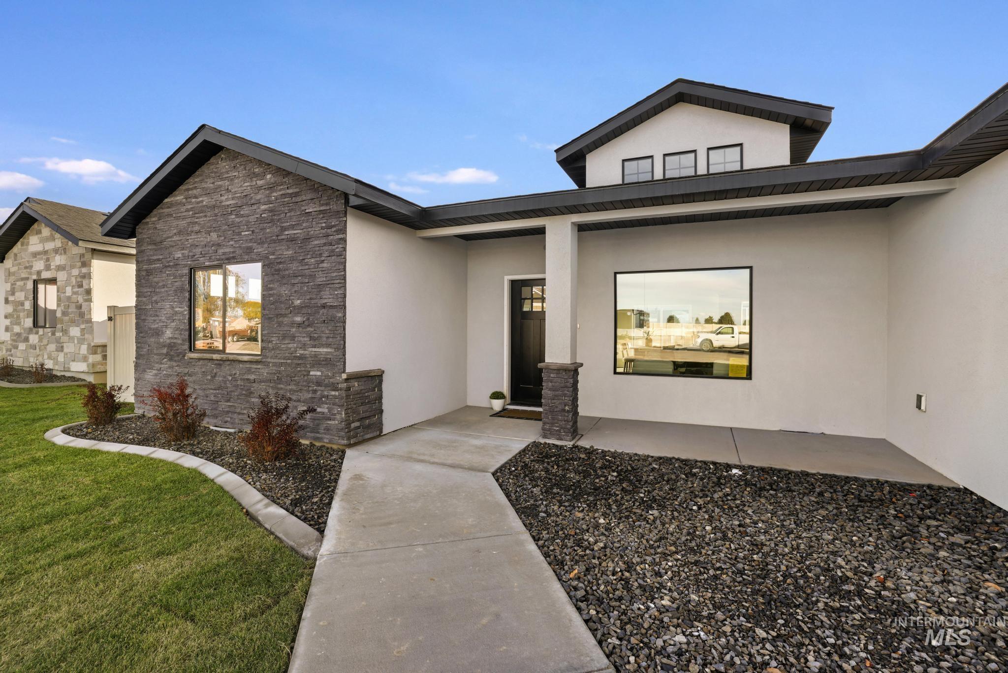 921 Adamite Rd, Kimberly, Idaho 83341, 4 Bedrooms, 2 Bathrooms, Residential For Sale, Price $400,000,MLS 98955945