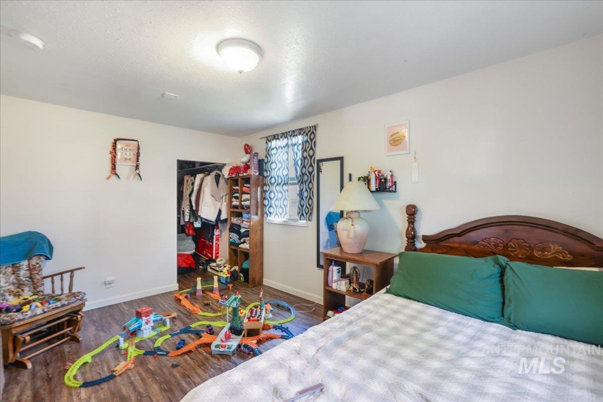 121 7th Ave South, Buhl, Idaho 83316, 4 Bedrooms, 2 Bathrooms, Residential For Sale, Price $270,000,MLS 98955950