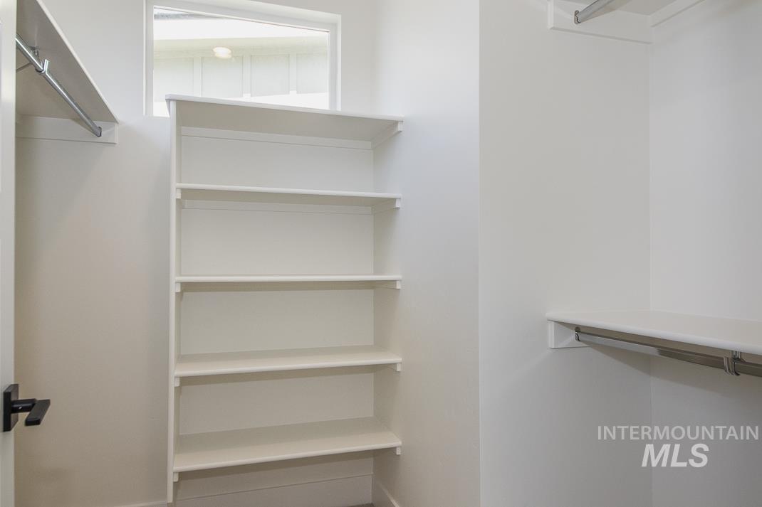 479 E Violets Cove Ln, Garden City, Idaho 83714, 3 Bedrooms, 3.5 Bathrooms, Residential For Sale, Price $600,000,MLS 98955984