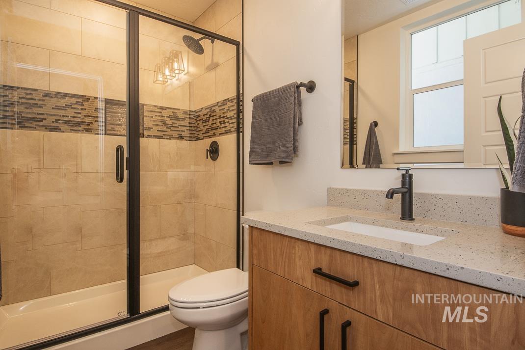 479 E Violets Cove Ln, Garden City, Idaho 83714, 3 Bedrooms, 3.5 Bathrooms, Residential For Sale, Price $600,000,MLS 98955984