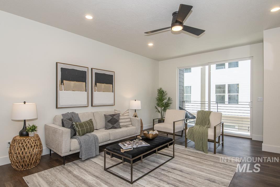 479 E Violets Cove Ln, Garden City, Idaho 83714, 3 Bedrooms, 3.5 Bathrooms, Residential For Sale, Price $600,000,MLS 98955984