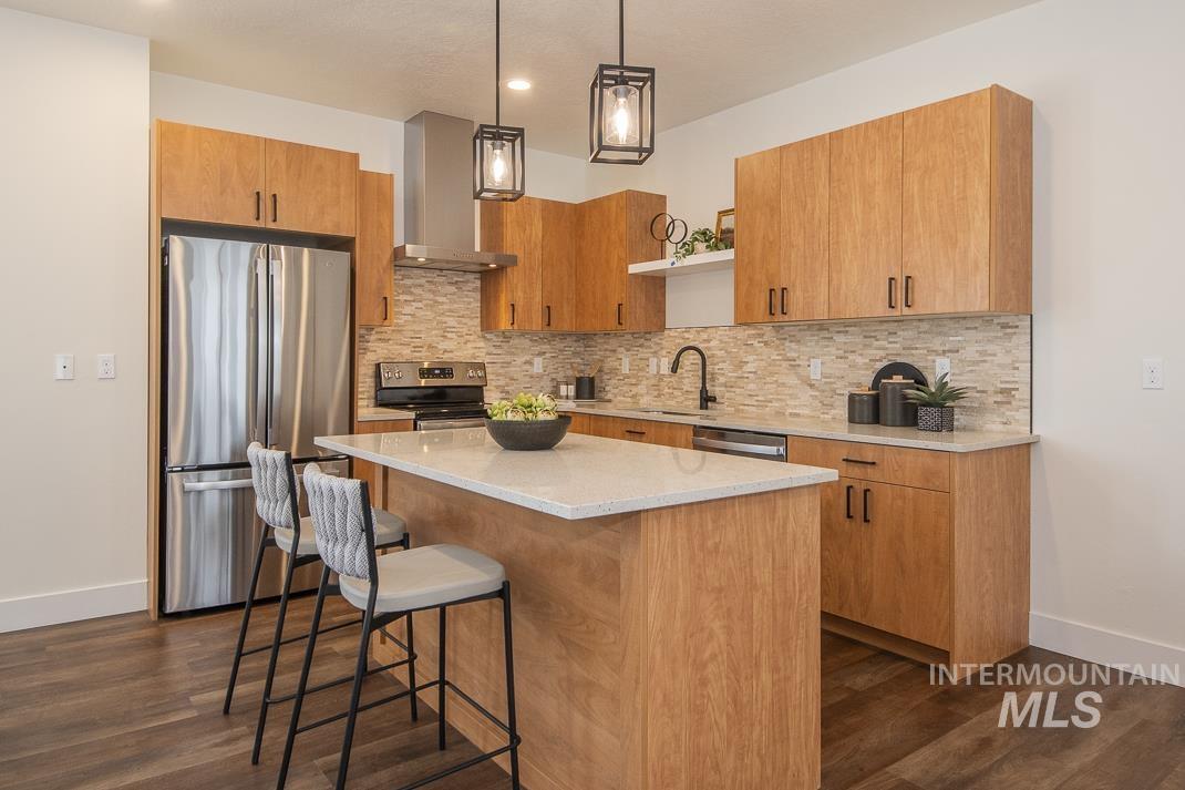 479 E Violets Cove Ln, Garden City, Idaho 83714, 3 Bedrooms, 3.5 Bathrooms, Residential For Sale, Price $600,000,MLS 98955984