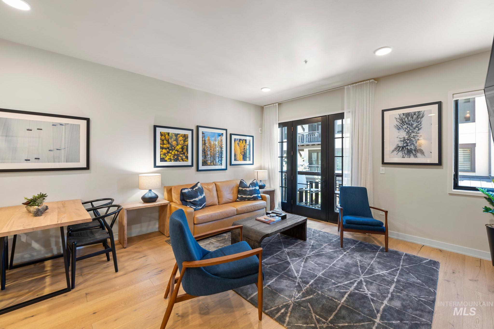 780 Village Dr., Donnelly, Idaho 83615-5014, 1 Bedroom, 1 Bathroom, Residential For Sale, Price $575,000,MLS 98956040