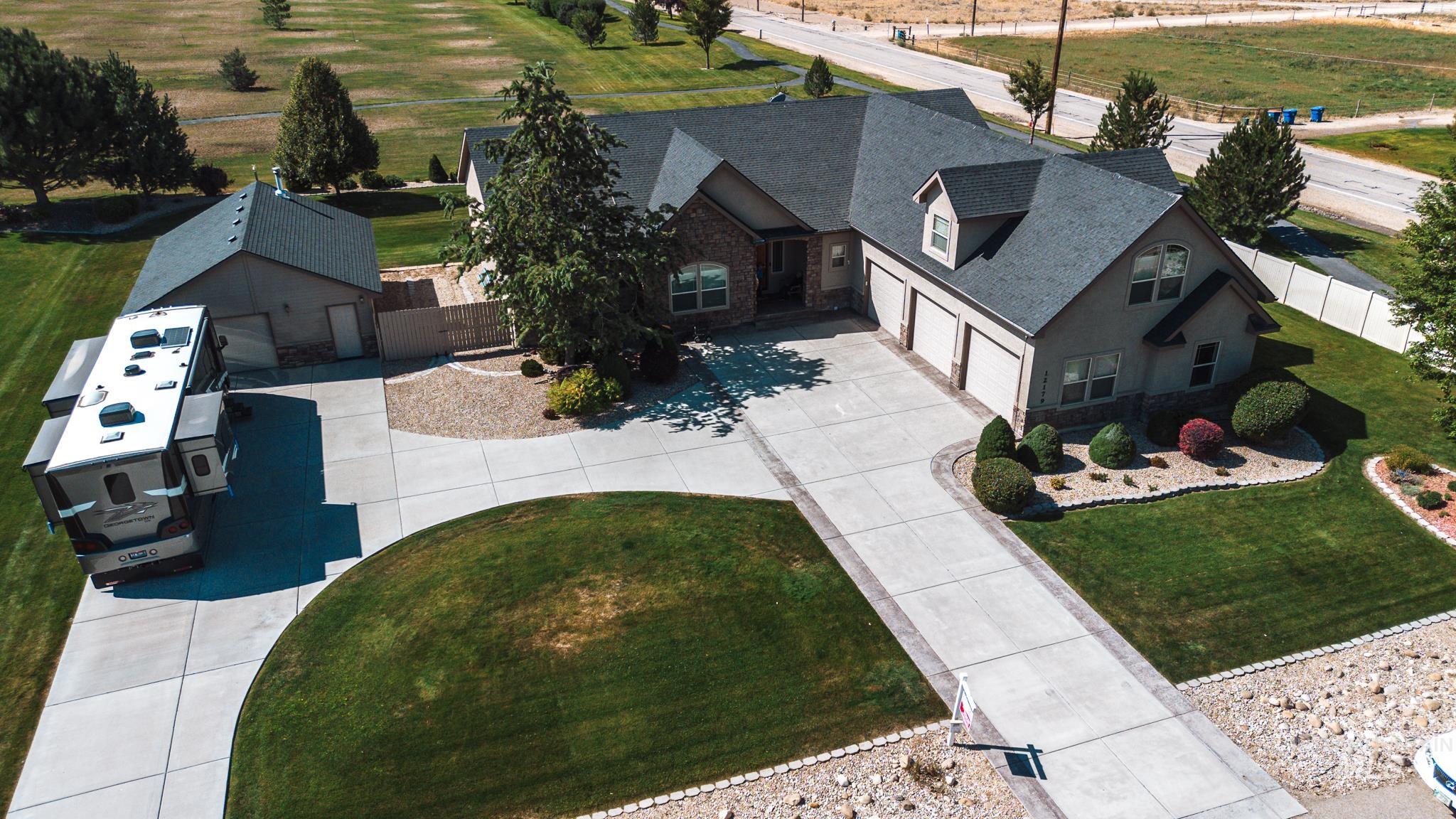 12179 W Tustin, Kuna, Idaho 83634, 4 Bedrooms, 3.5 Bathrooms, Residential For Sale, Price $965,000, 98956058