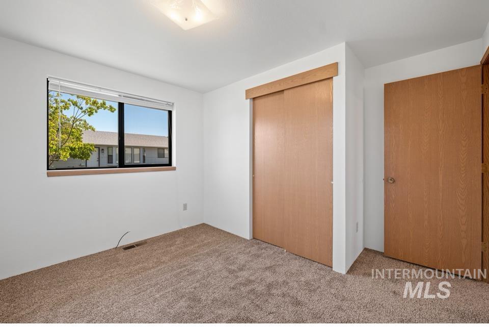 1128 Burrell Ave., Lewiston, Idaho 83501, 3 Bedrooms, 2 Bathrooms, Residential For Sale, Price $279,000,MLS 98956068