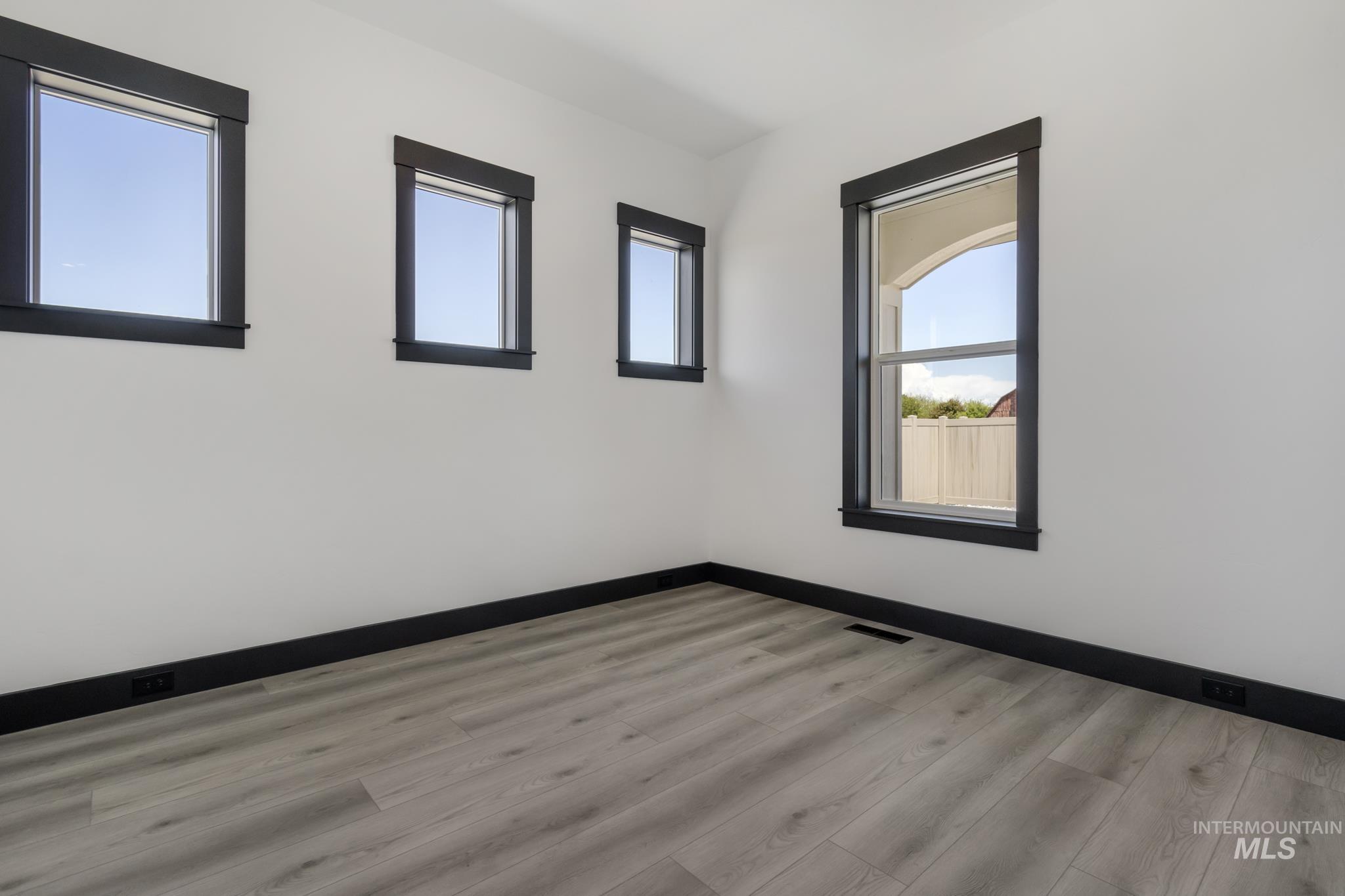 2040 W Ibis Dr, Nampa, Idaho 83686, 4 Bedrooms, 3 Bathrooms, Residential For Sale, Price $665,000,MLS 98956094