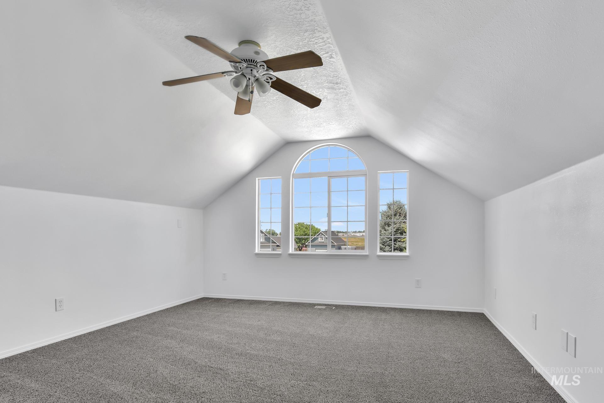 3719 E Sage Ct, Nampa, Idaho 83687, 6 Bedrooms, 2.5 Bathrooms, Residential For Sale, Price $524,000,MLS 98956095