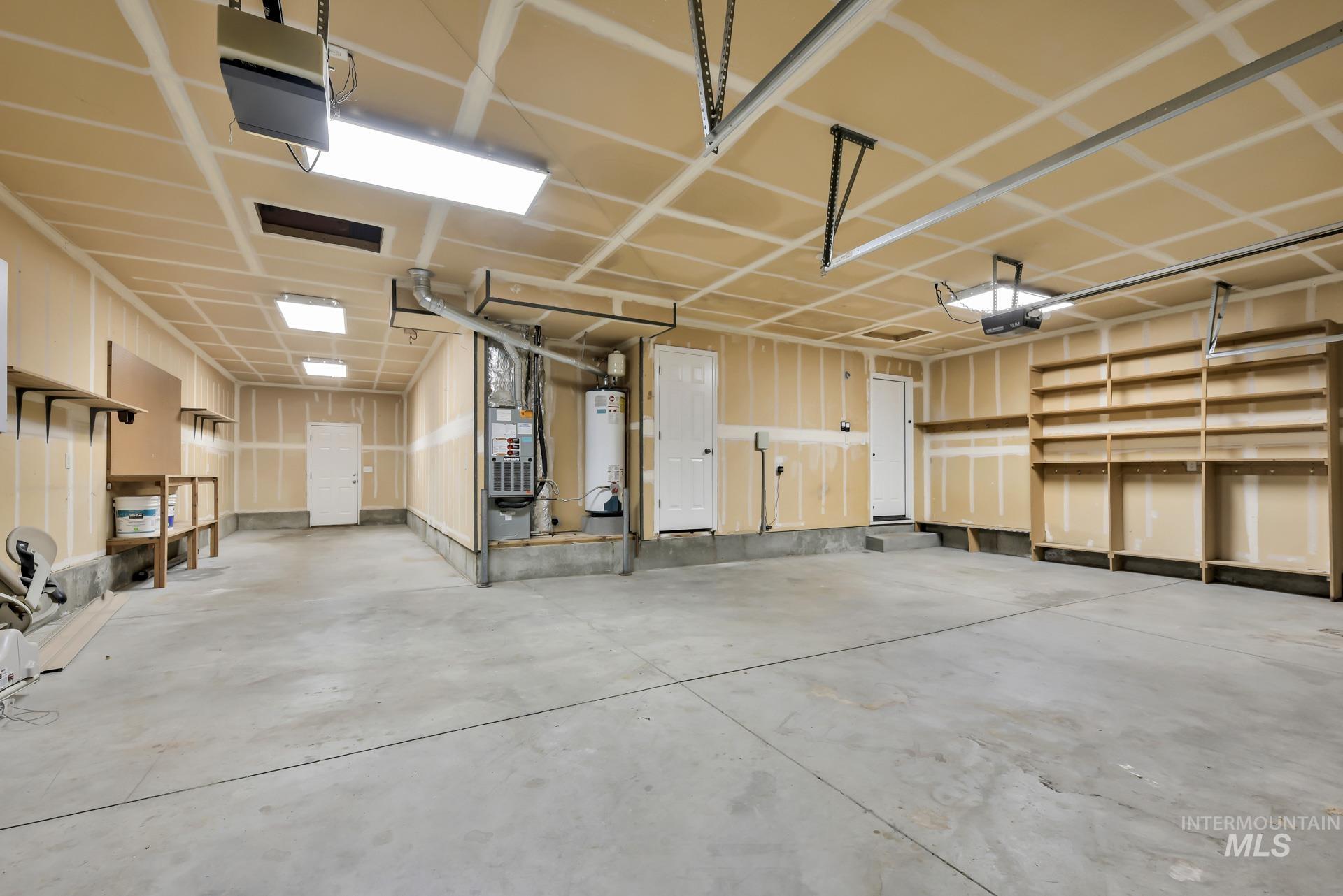 3719 E Sage Ct, Nampa, Idaho 83687, 6 Bedrooms, 2.5 Bathrooms, Residential For Sale, Price $524,000,MLS 98956095