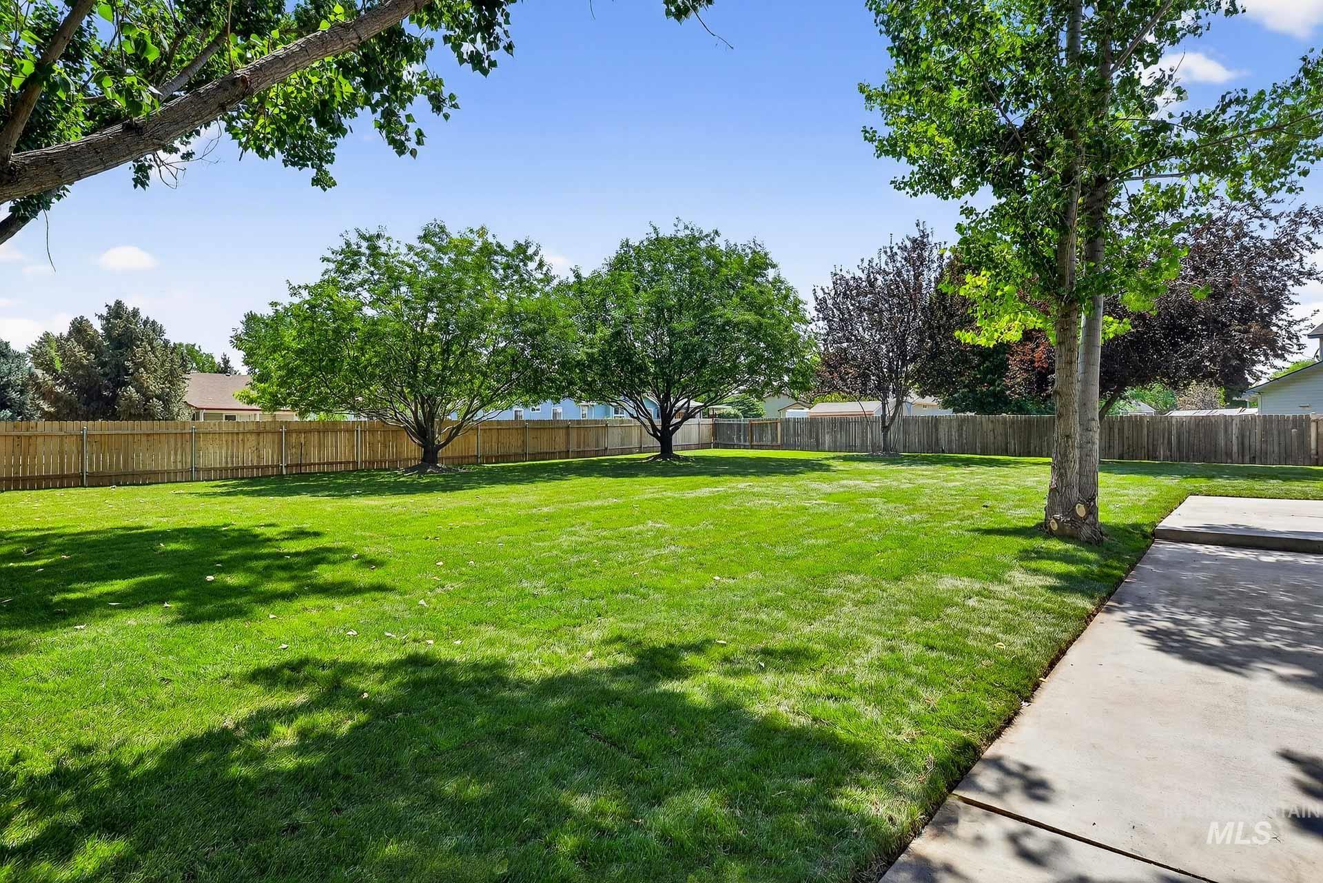 3719 E Sage Ct, Nampa, Idaho 83687, 6 Bedrooms, 2.5 Bathrooms, Residential For Sale, Price $524,000,MLS 98956095