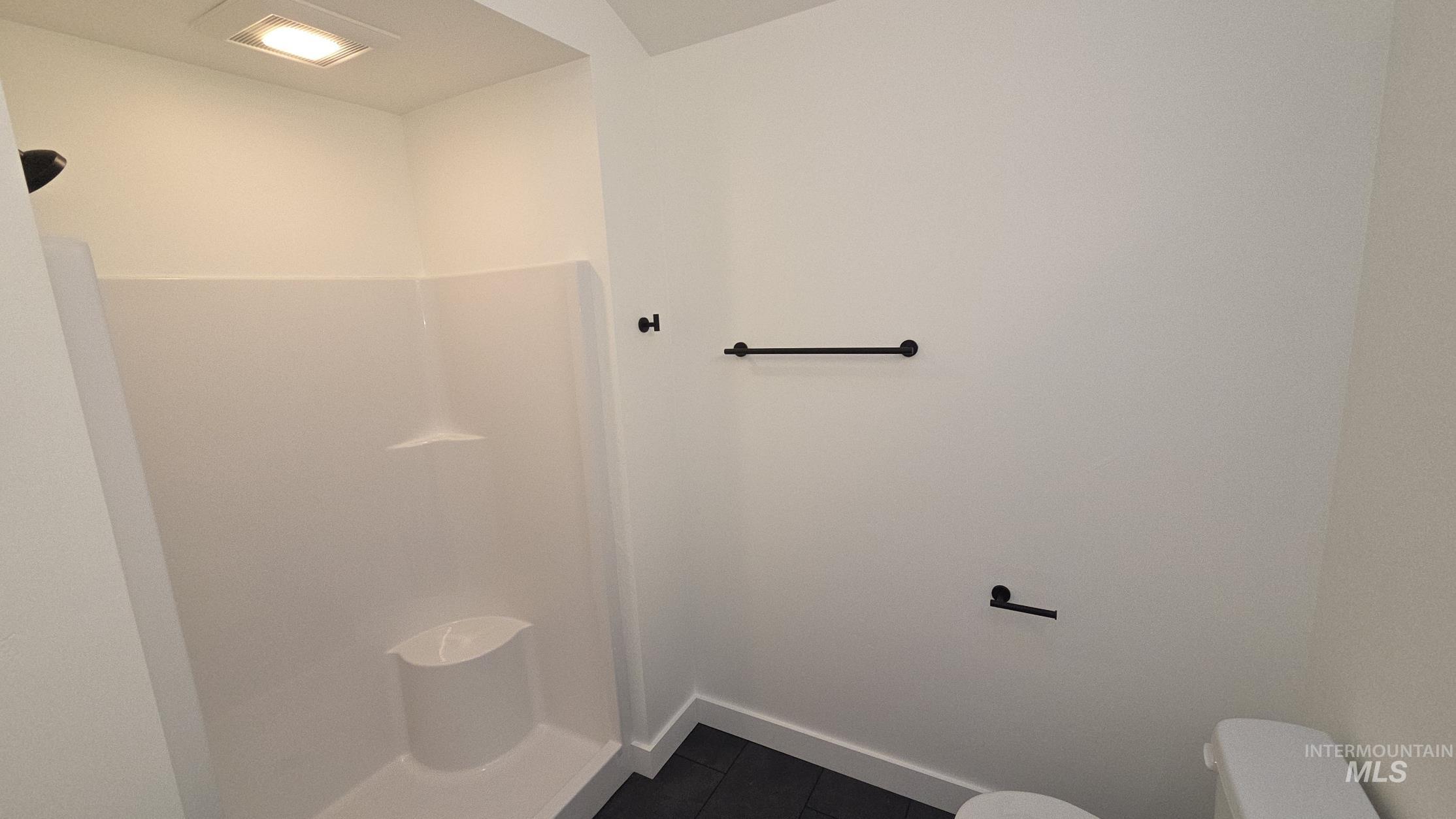 424 E Palouse River Dr., Moscow, Idaho 83843, 2 Bedrooms, 1 Bathroom, Residential For Sale, Price $235,000,MLS 98956103