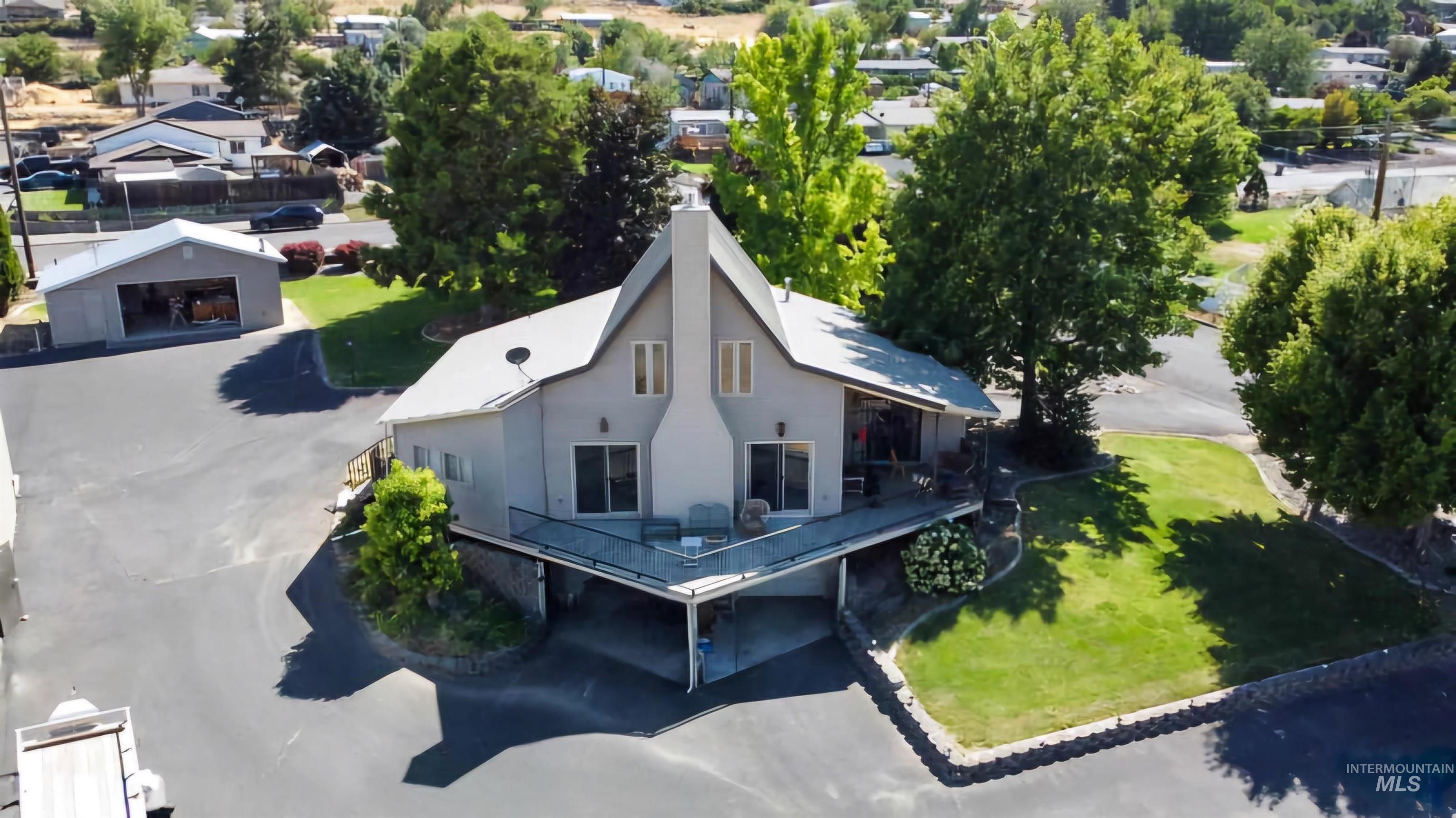 209 Harding St, Asotin, Washington 99402, 3 Bedrooms, 3 Bathrooms, Residential For Sale, Price $769,000,MLS 98956128