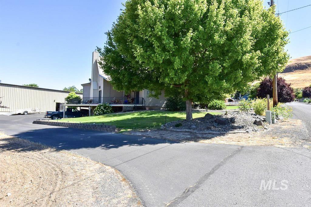 209 Harding St, Asotin, Washington 99402, 3 Bedrooms, 3 Bathrooms, Residential For Sale, Price $769,000,MLS 98956128