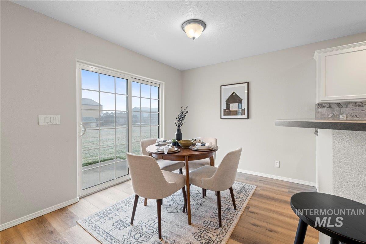 1190 NW Bluegrass Cr, Mountain Home, Idaho 83647, 5 Bedrooms, 2.5 Bathrooms, Residential For Sale, Price $689,900,MLS 98956137