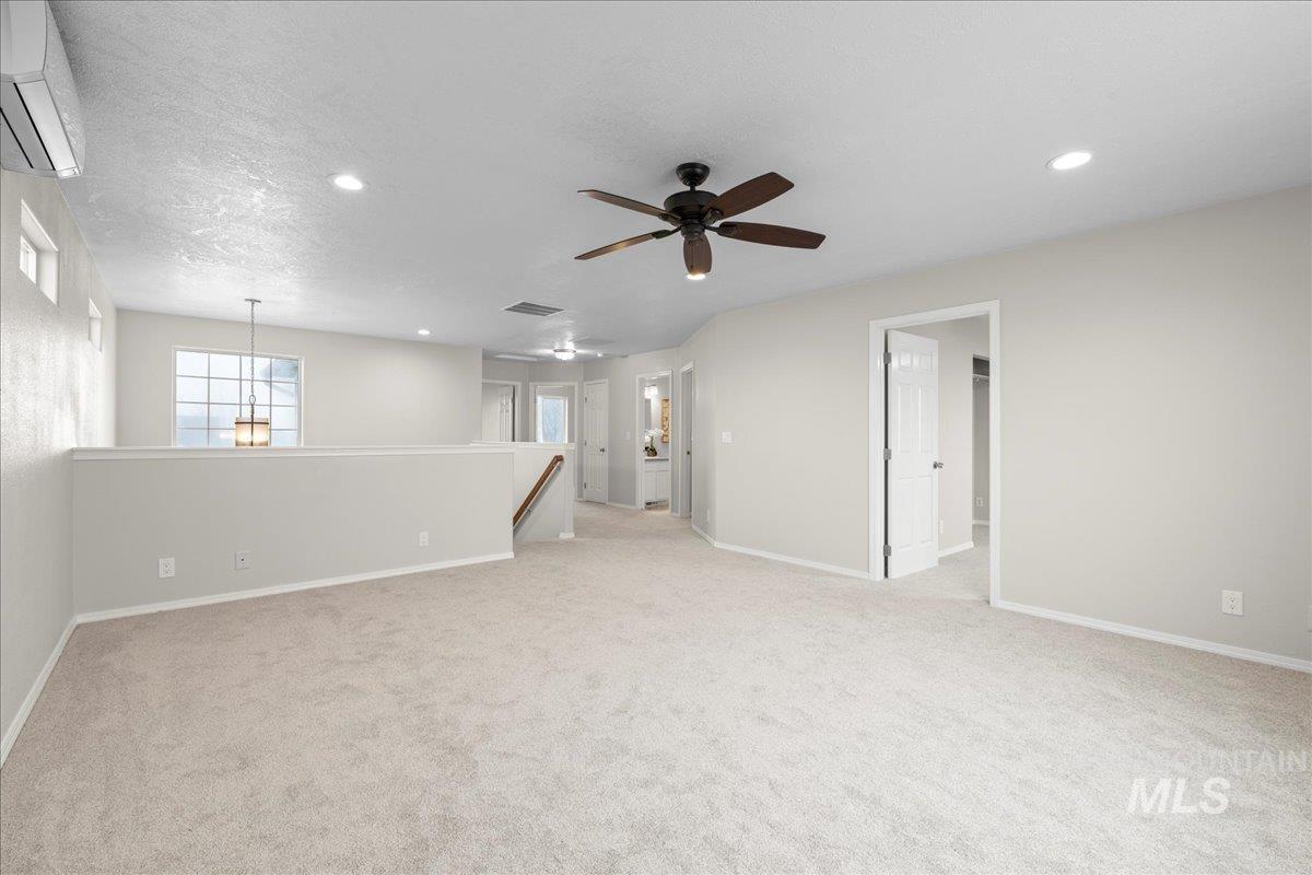 1190 NW Bluegrass Cr, Mountain Home, Idaho 83647, 5 Bedrooms, 2.5 Bathrooms, Residential For Sale, Price $689,900,MLS 98956137