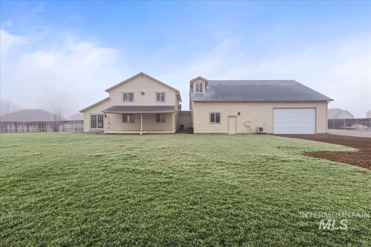 1190 NW Bluegrass Cr, Mountain Home, Idaho 83647, 5 Bedrooms, 2.5 Bathrooms, Residential For Sale, Price $689,900,MLS 98956137