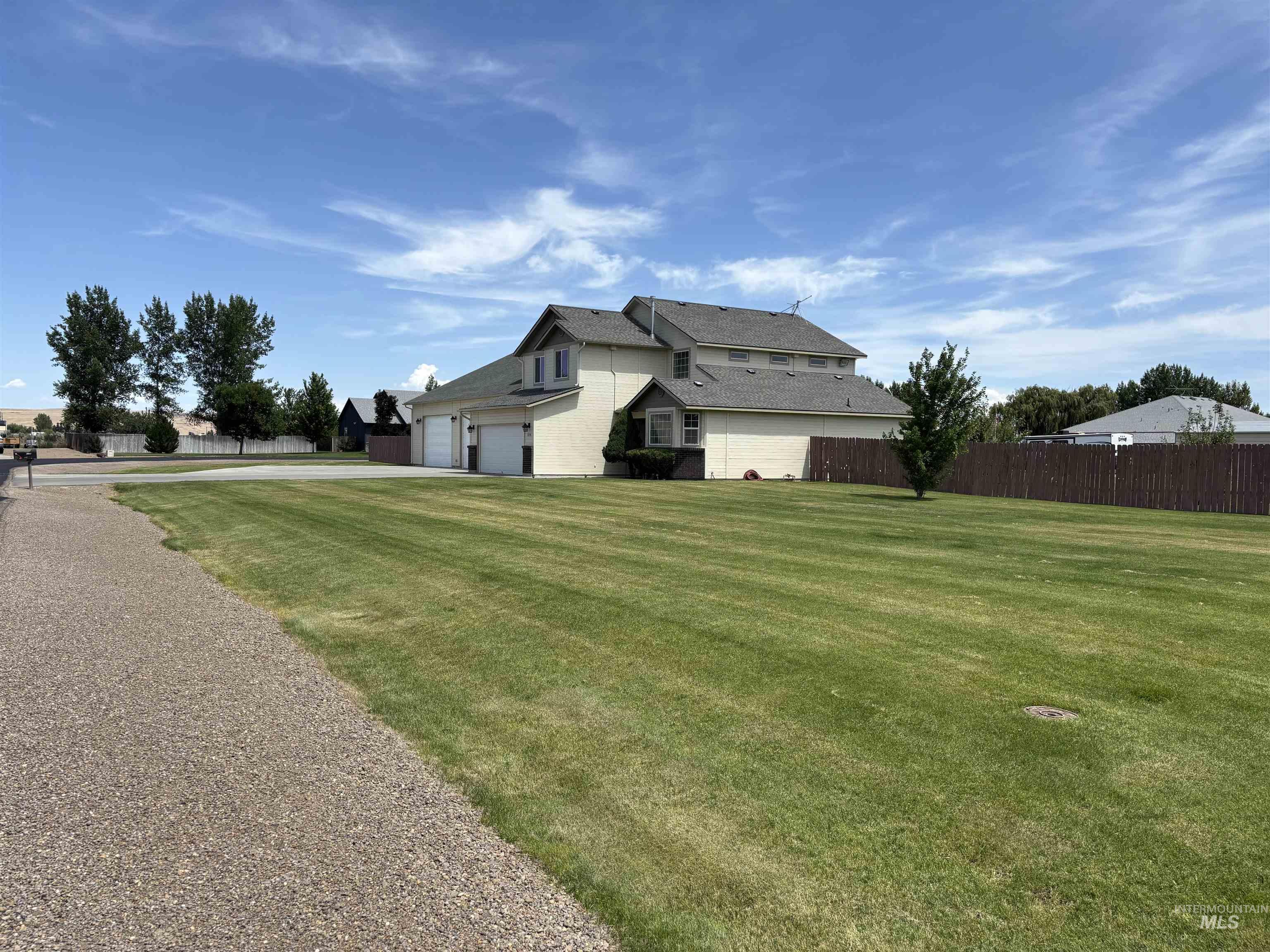 1190 NW Bluegrass Cr, Mountain Home, Idaho 83647, 5 Bedrooms, 2.5 Bathrooms, Residential For Sale, Price $689,900,MLS 98956137