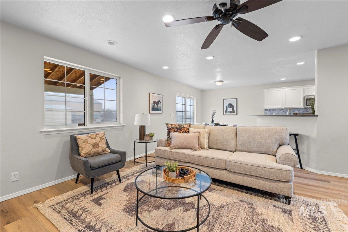 1190 NW Bluegrass Cr, Mountain Home, Idaho 83647, 5 Bedrooms, 2.5 Bathrooms, Residential For Sale, Price $689,900,MLS 98956137