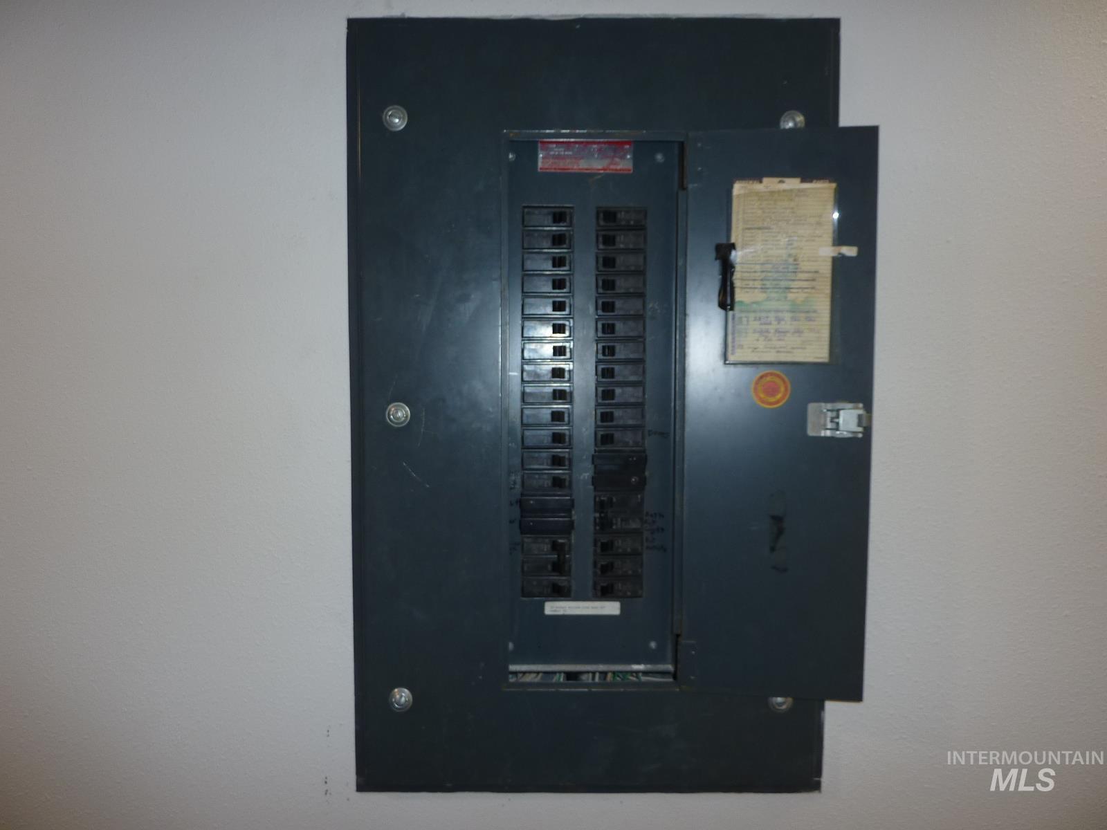 1031 21st Street, Lewiston, Idaho 83501-1927, Business/Commercial For Sale, Price $891,000,MLS 98956162