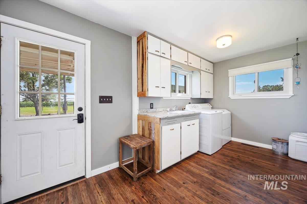 249 W 500 S, Jerome, Idaho 83338, 4 Bedrooms, 3 Bathrooms, Residential For Sale, Price $825,000, 98956174