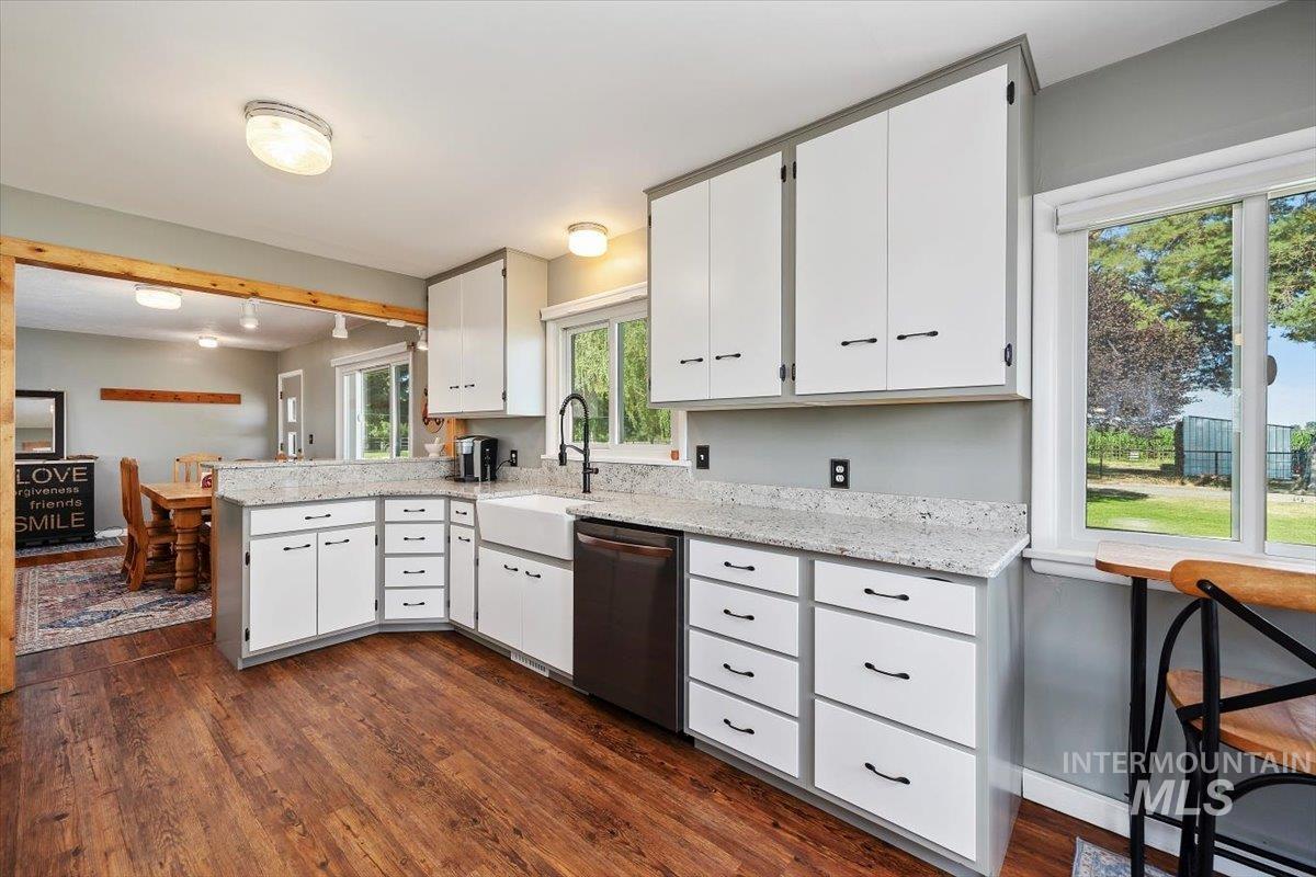 249 W 500 S, Jerome, Idaho 83338, 3 Bedrooms, 3 Bathrooms, Residential For Sale, Price $850,000,MLS 98956174