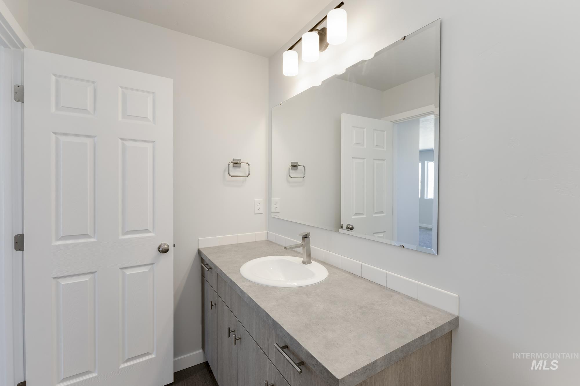 783 Morrow St, Mountain Home, Idaho 83647, 5 Bedrooms, 3 Bathrooms, Residential For Sale, Price $424,990,MLS 98956175