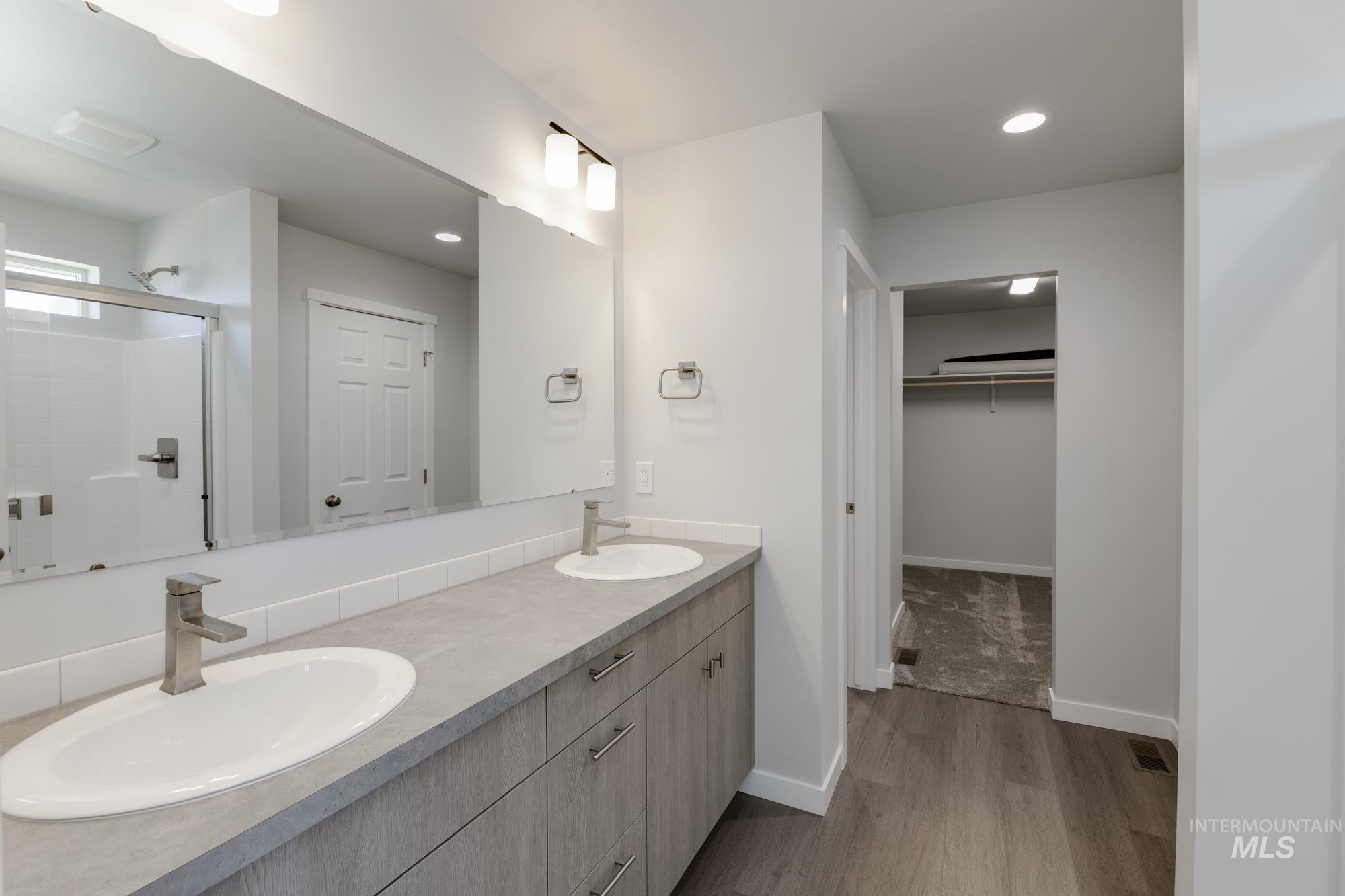 783 Morrow St, Mountain Home, Idaho 83647, 5 Bedrooms, 3 Bathrooms, Residential For Sale, Price $424,990,MLS 98956175