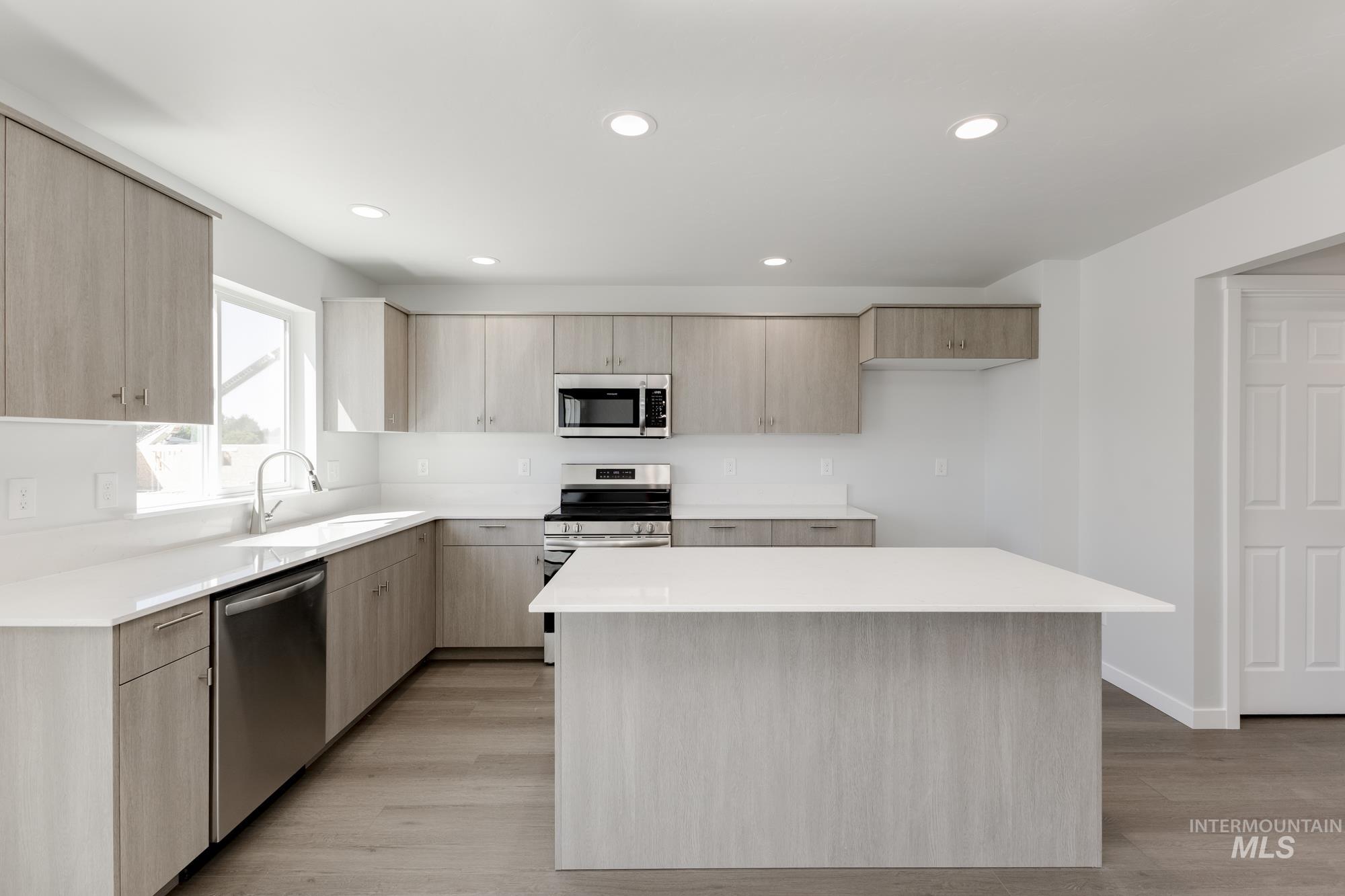 783 Morrow St, Mountain Home, Idaho 83647, 5 Bedrooms, 3 Bathrooms, Residential For Sale, Price $424,990,MLS 98956175