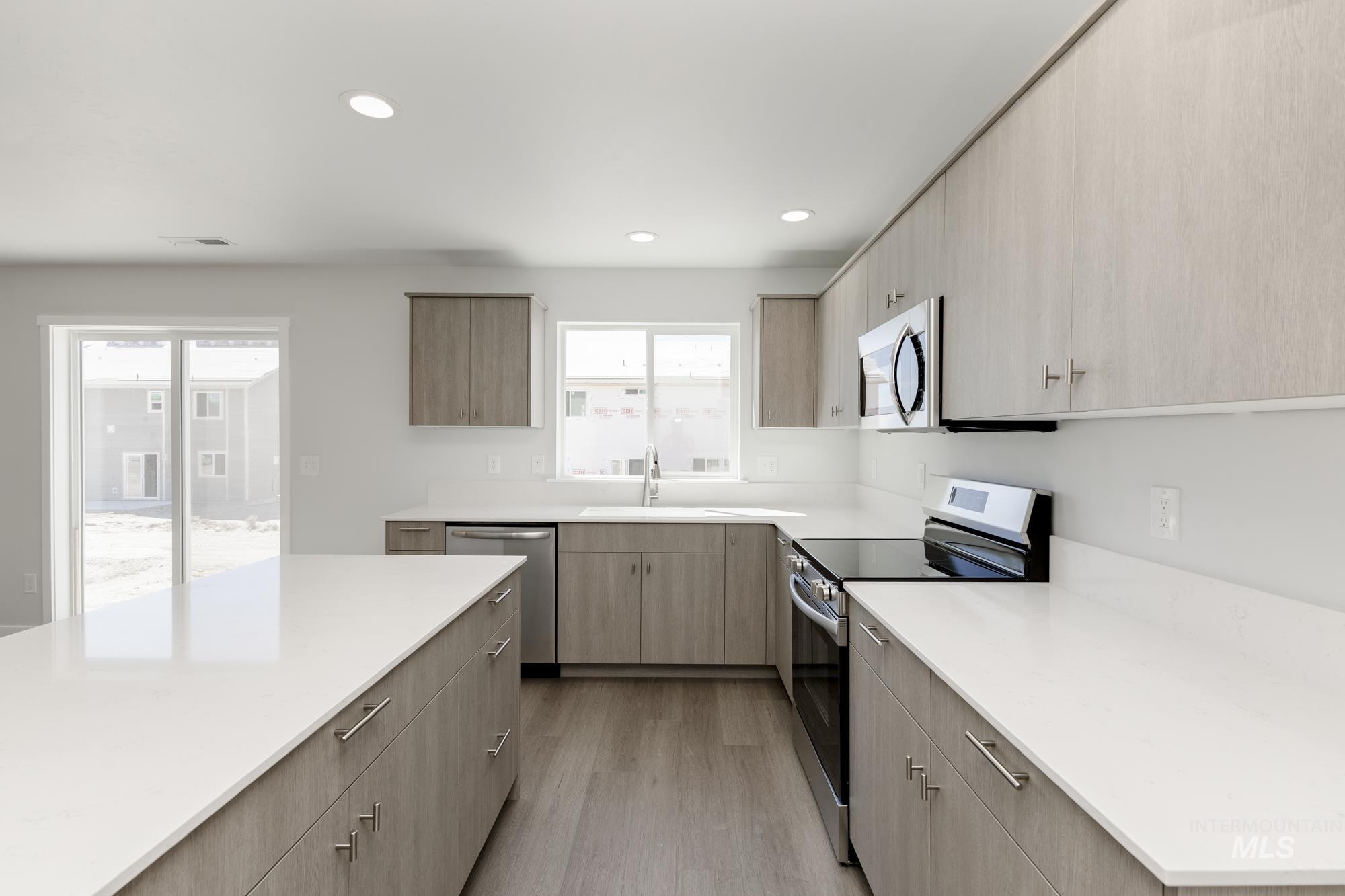 783 Morrow St, Mountain Home, Idaho 83647, 5 Bedrooms, 3 Bathrooms, Residential For Sale, Price $424,990,MLS 98956175