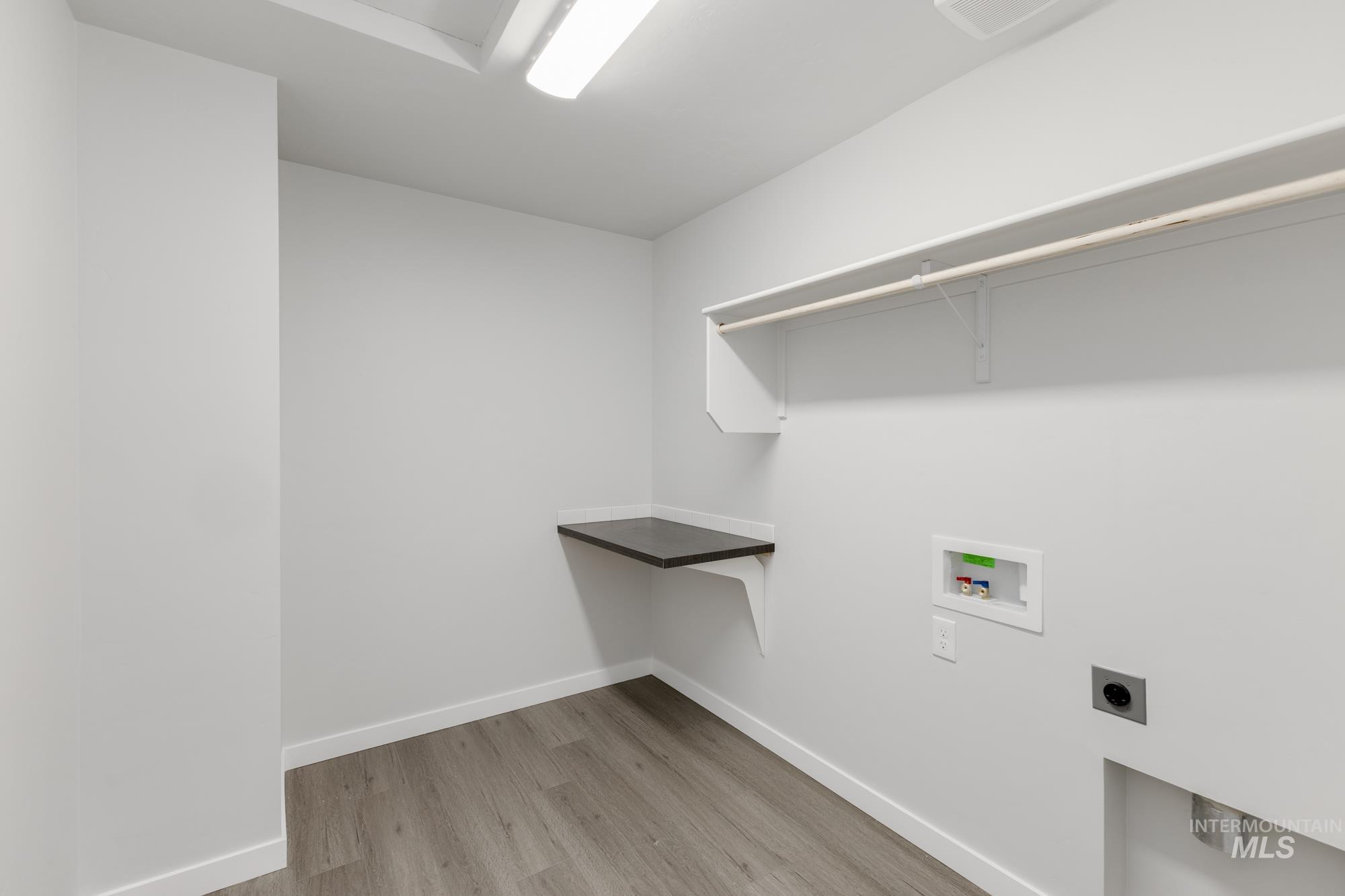 10532 W Tinder St, Star, Idaho 83669, 4 Bedrooms, 2 Bathrooms, Residential For Sale, Price $474,990,MLS 98956185