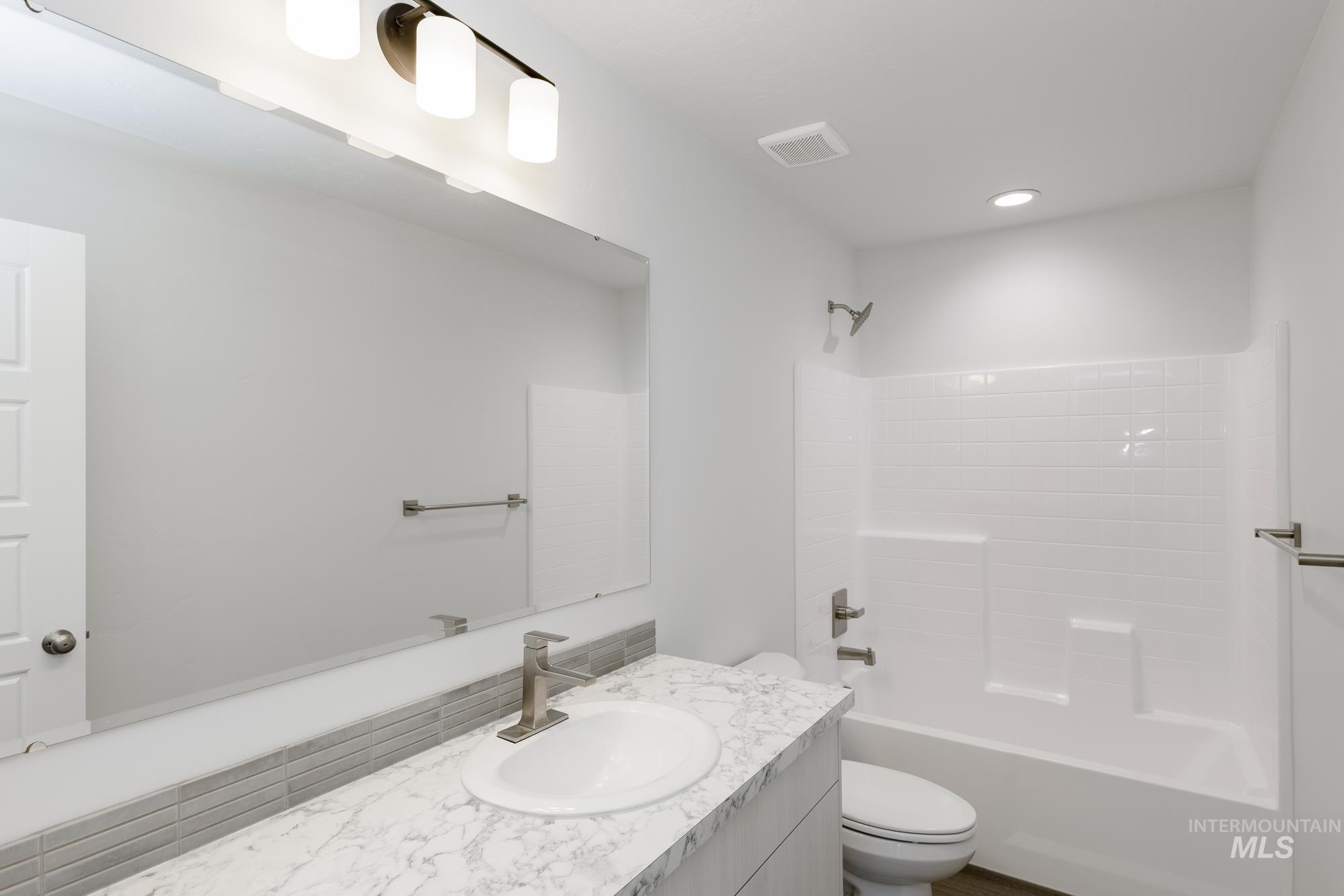 2326 N Carly Ave, Star, Idaho 83669, 4 Bedrooms, 2.5 Bathrooms, Residential For Sale, Price $454,990,MLS 98956186