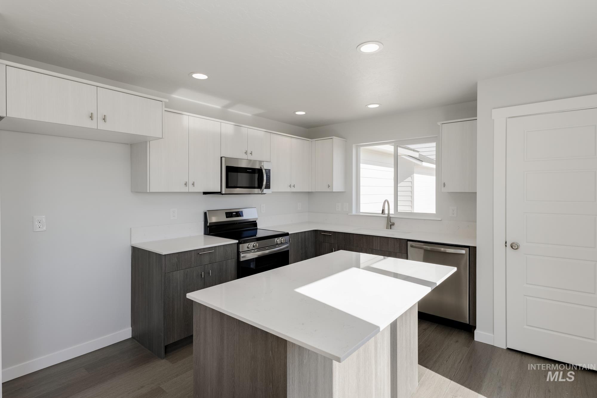 2326 N Carly Ave, Star, Idaho 83669, 4 Bedrooms, 2.5 Bathrooms, Residential For Sale, Price $454,990,MLS 98956186