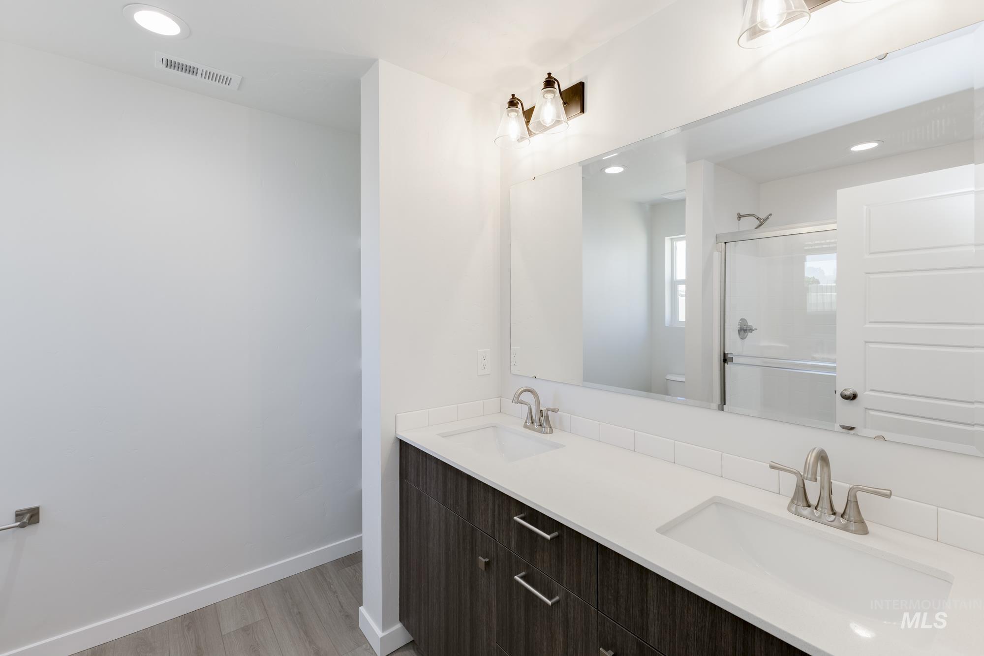 2304 N Carly Ave, Star, Idaho 83669, 4 Bedrooms, 2 Bathrooms, Residential For Sale, Price $480,990,MLS 98956187