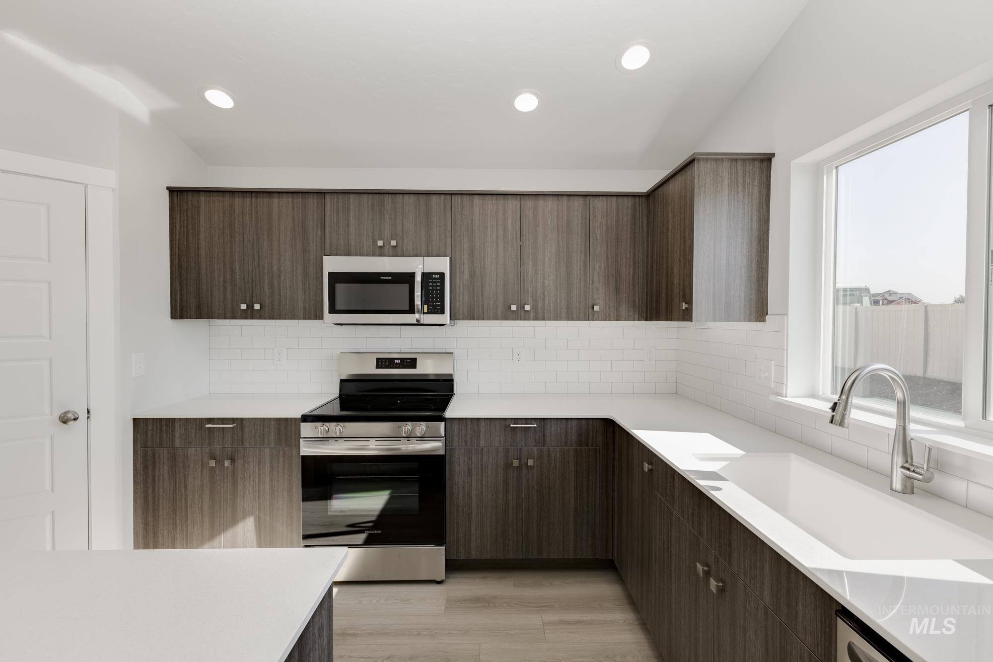 2304 N Carly Ave, Star, Idaho 83669, 4 Bedrooms, 2 Bathrooms, Residential For Sale, Price $480,990,MLS 98956187