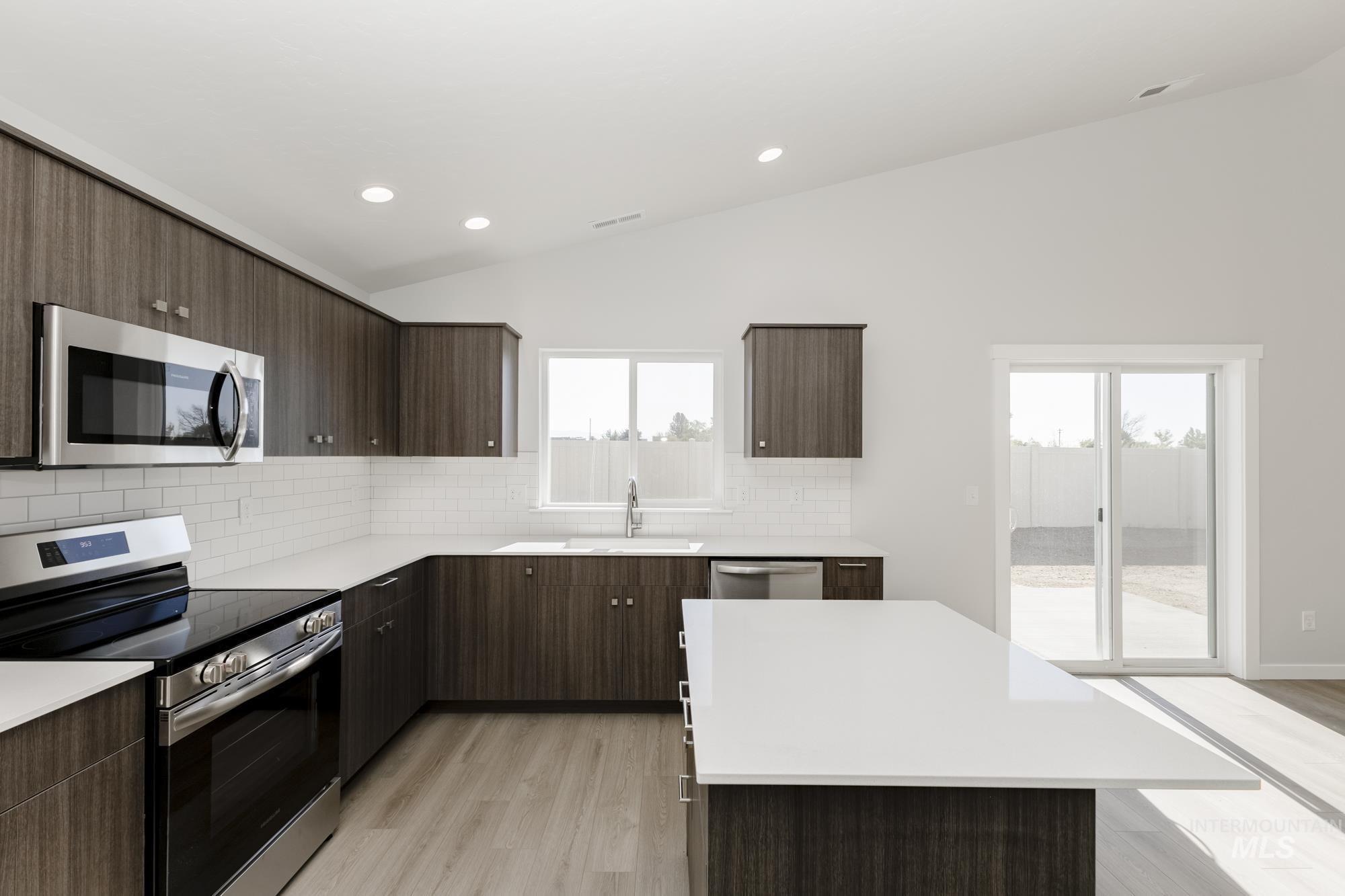 2304 N Carly Ave, Star, Idaho 83669, 4 Bedrooms, 2 Bathrooms, Residential For Sale, Price $480,990,MLS 98956187