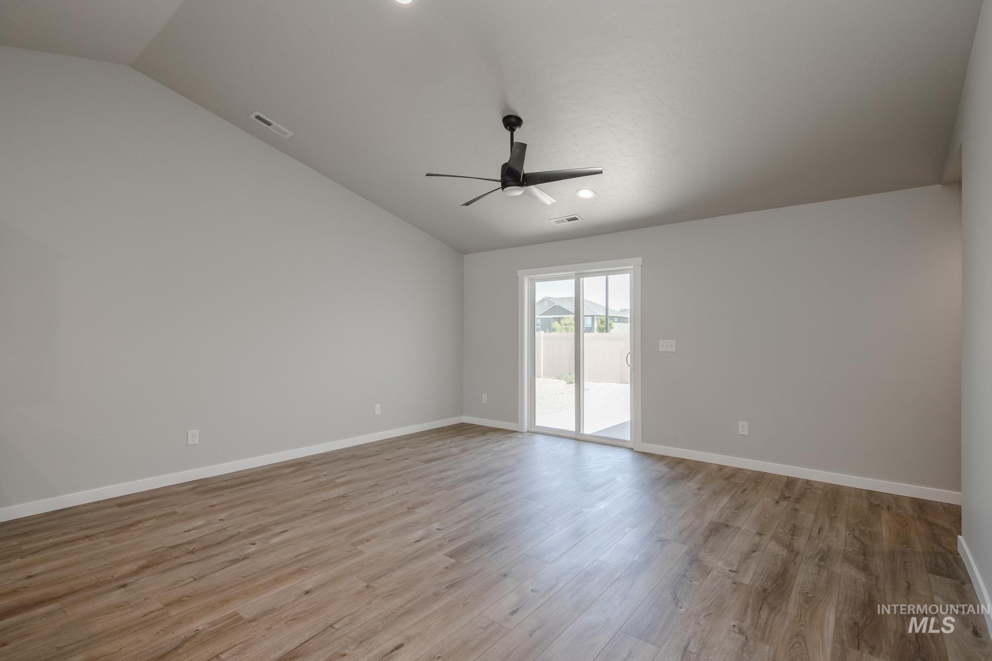 19366 Schooner Ave, Caldwell, Idaho 83605, 3 Bedrooms, 2 Bathrooms, Residential For Sale, Price $375,990,MLS 98956193