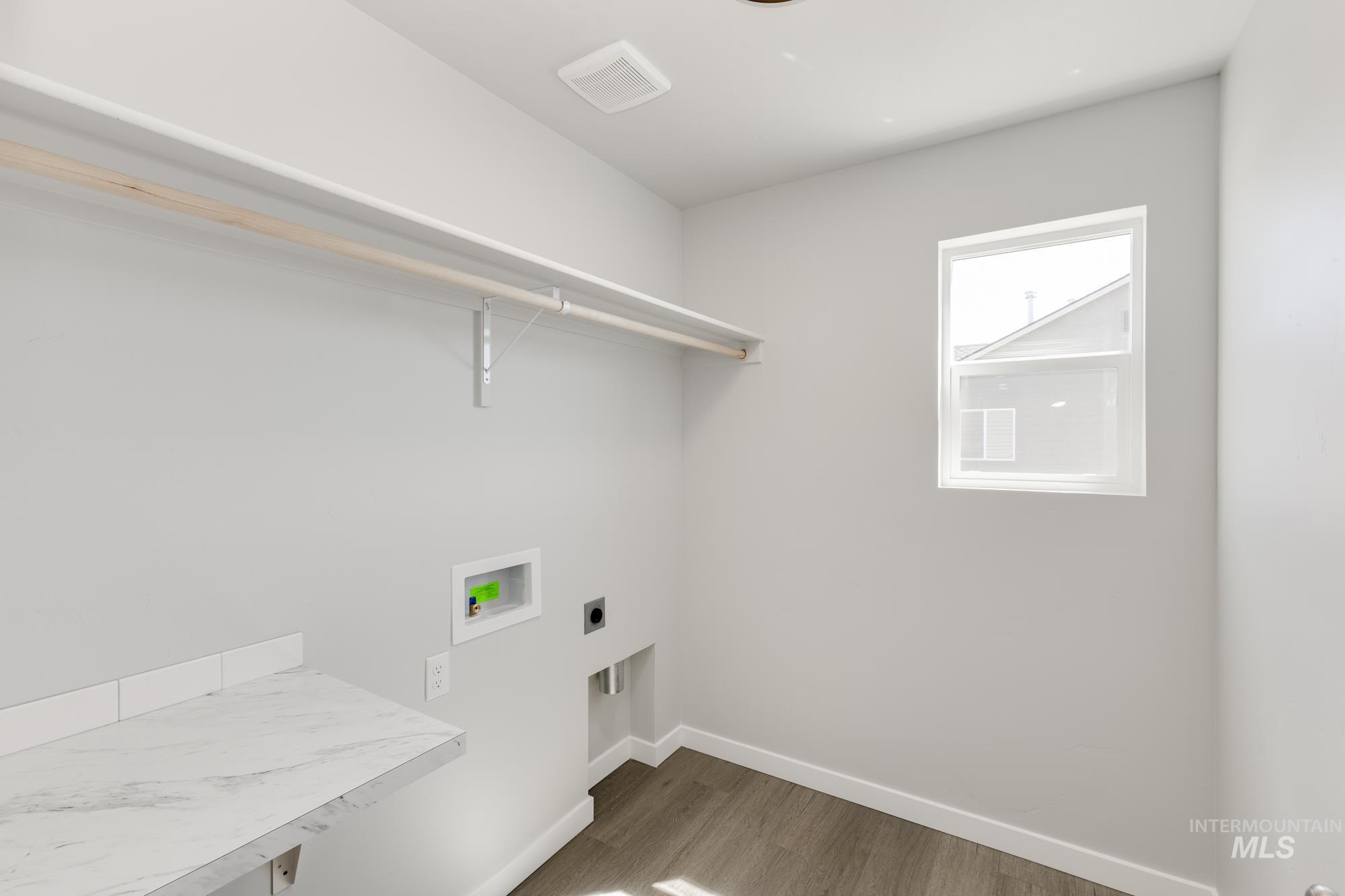 685 W Striped Owl St, Kuna, Idaho 83634, 5 Bedrooms, 3 Bathrooms, Residential For Sale, Price $499,990,MLS 98956205