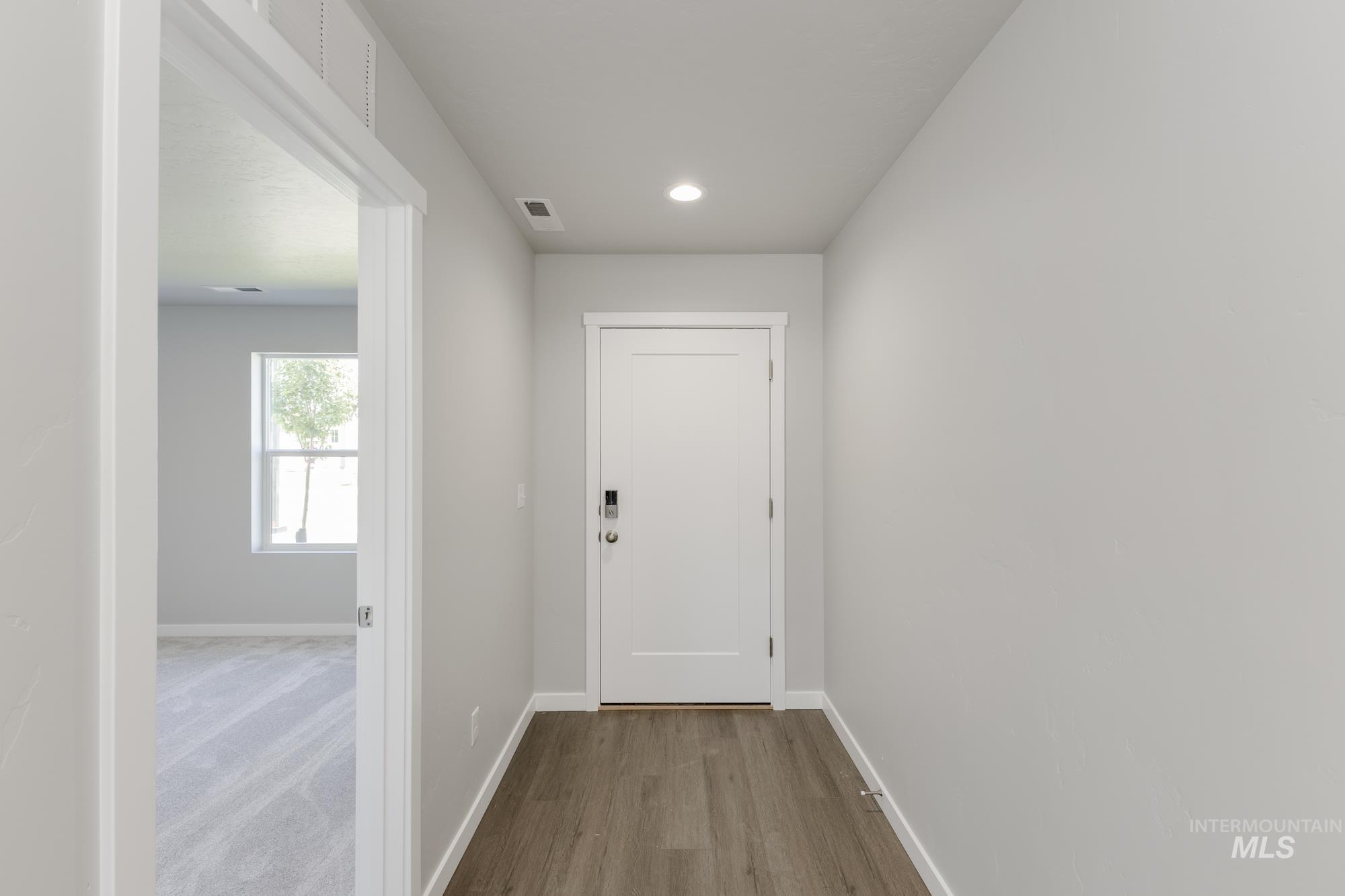 685 W Striped Owl St, Kuna, Idaho 83634, 5 Bedrooms, 3 Bathrooms, Residential For Sale, Price $499,990,MLS 98956205