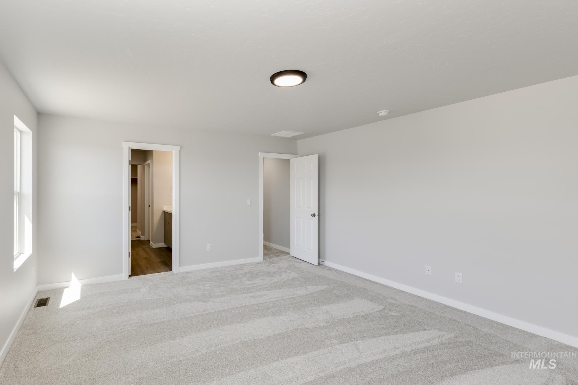 685 W Striped Owl St, Kuna, Idaho 83634, 5 Bedrooms, 3 Bathrooms, Residential For Sale, Price $499,990,MLS 98956205