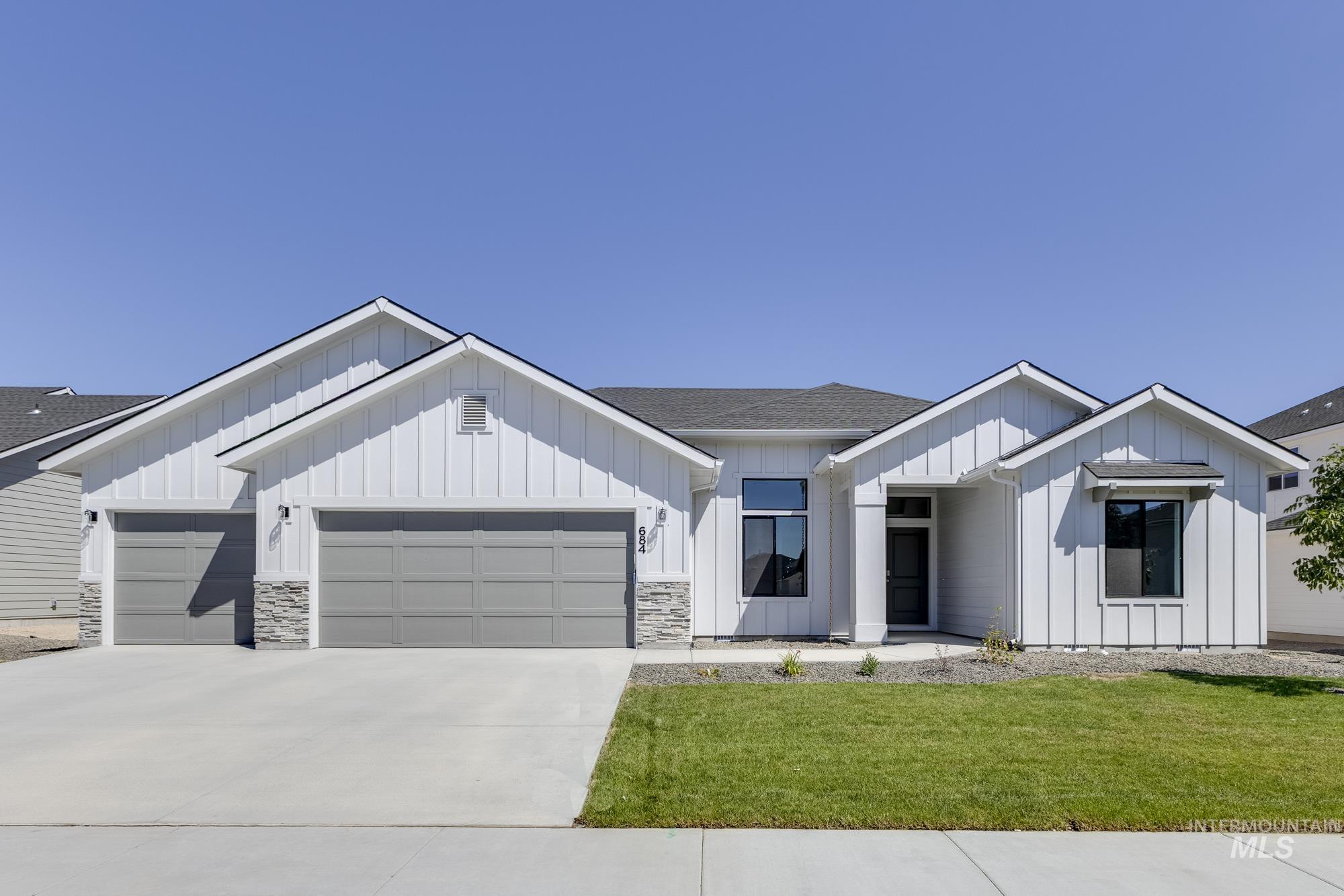 684 W Striped Owl St, Kuna, Idaho 83634, 4 Bedrooms, 2 Bathrooms, Residential For Sale, Price $534,990,MLS 98956207