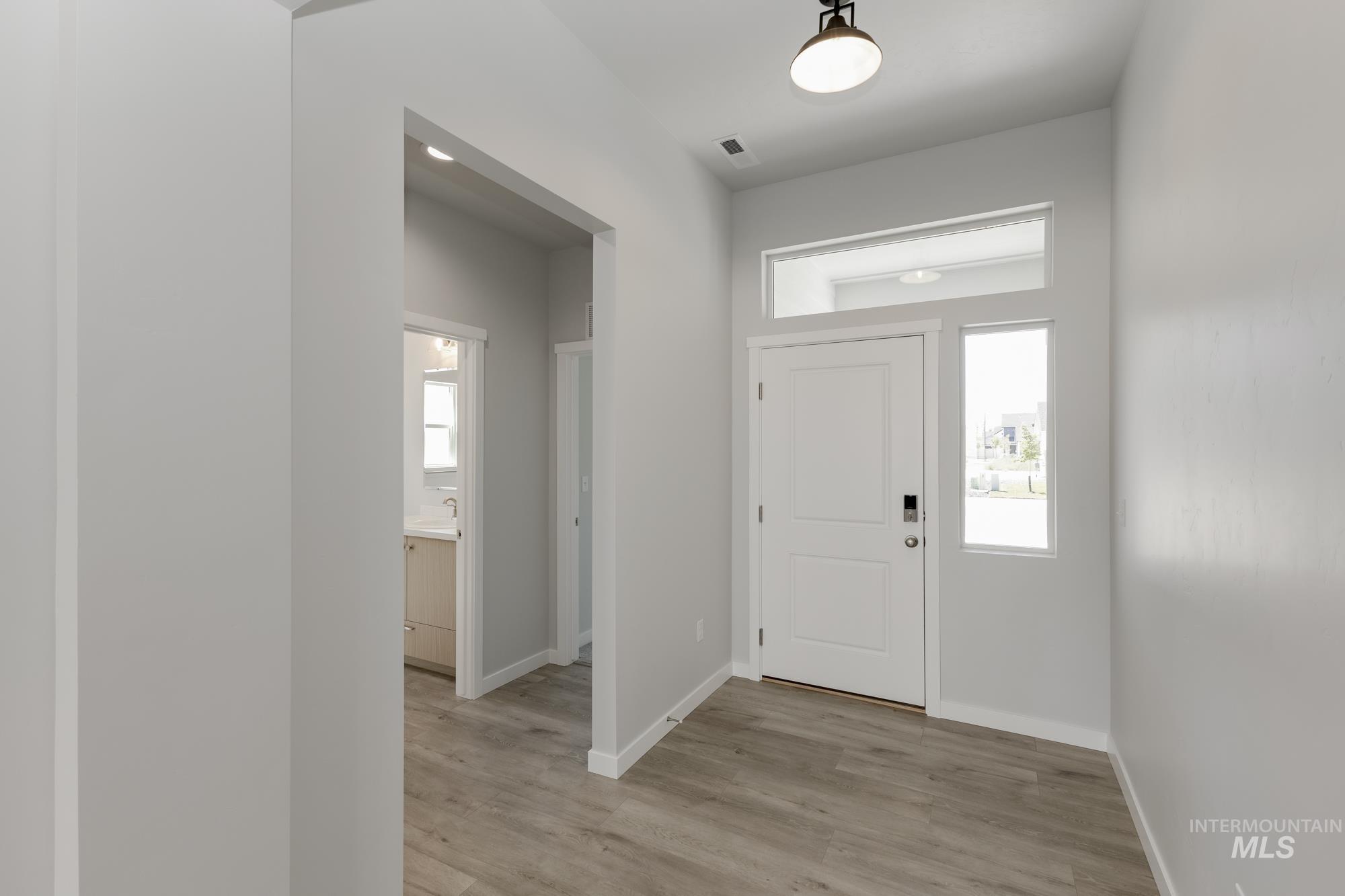 684 W Striped Owl St, Kuna, Idaho 83634, 4 Bedrooms, 2 Bathrooms, Residential For Sale, Price $534,990,MLS 98956207