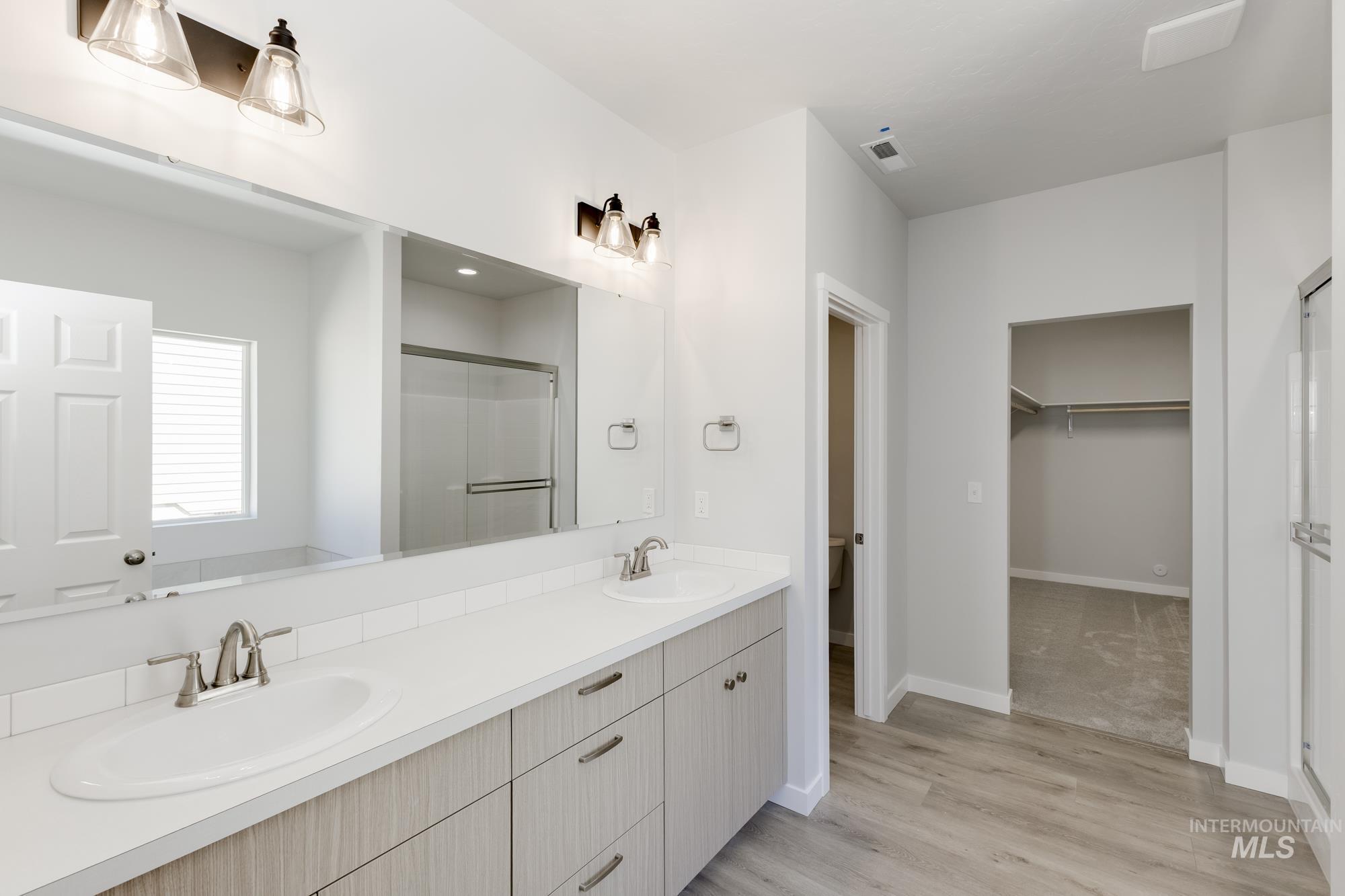 684 W Striped Owl St, Kuna, Idaho 83634, 4 Bedrooms, 2 Bathrooms, Residential For Sale, Price $534,990,MLS 98956207