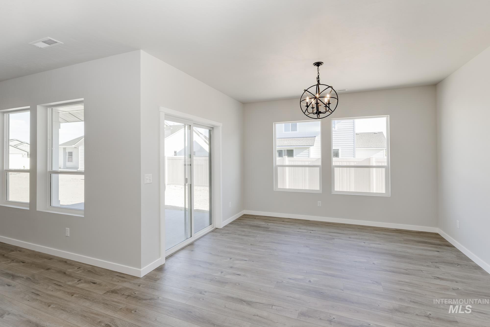 702 W Striped Owl St, Kuna, Idaho 83634, 4 Bedrooms, 2 Bathrooms, Residential For Sale, Price $519,990,MLS 98956208