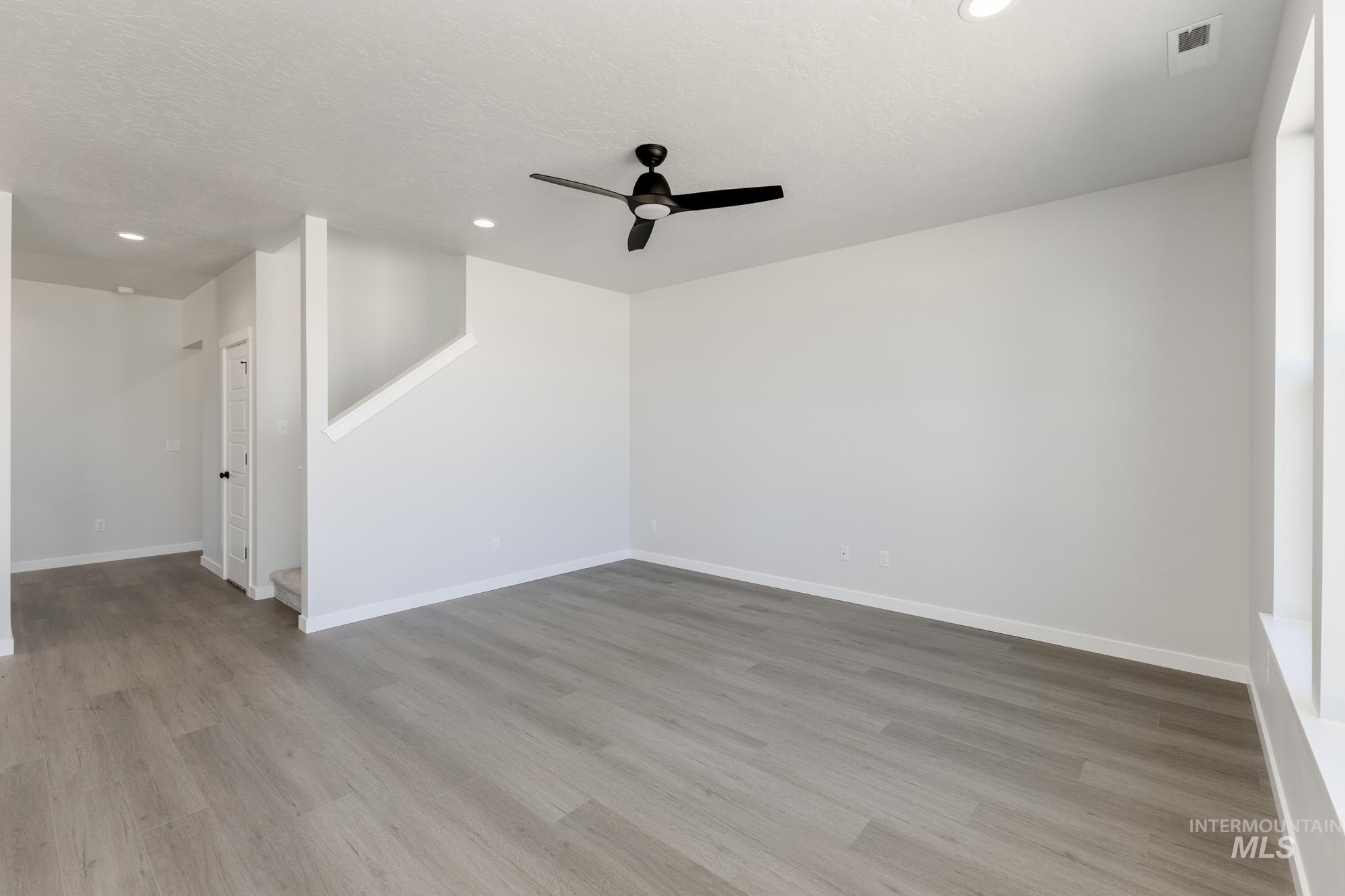 4274 E Kalinga St, Meridian, Idaho 83642, 3 Bedrooms, 2.5 Bathrooms, Residential For Sale, Price $437,990,MLS 98956211