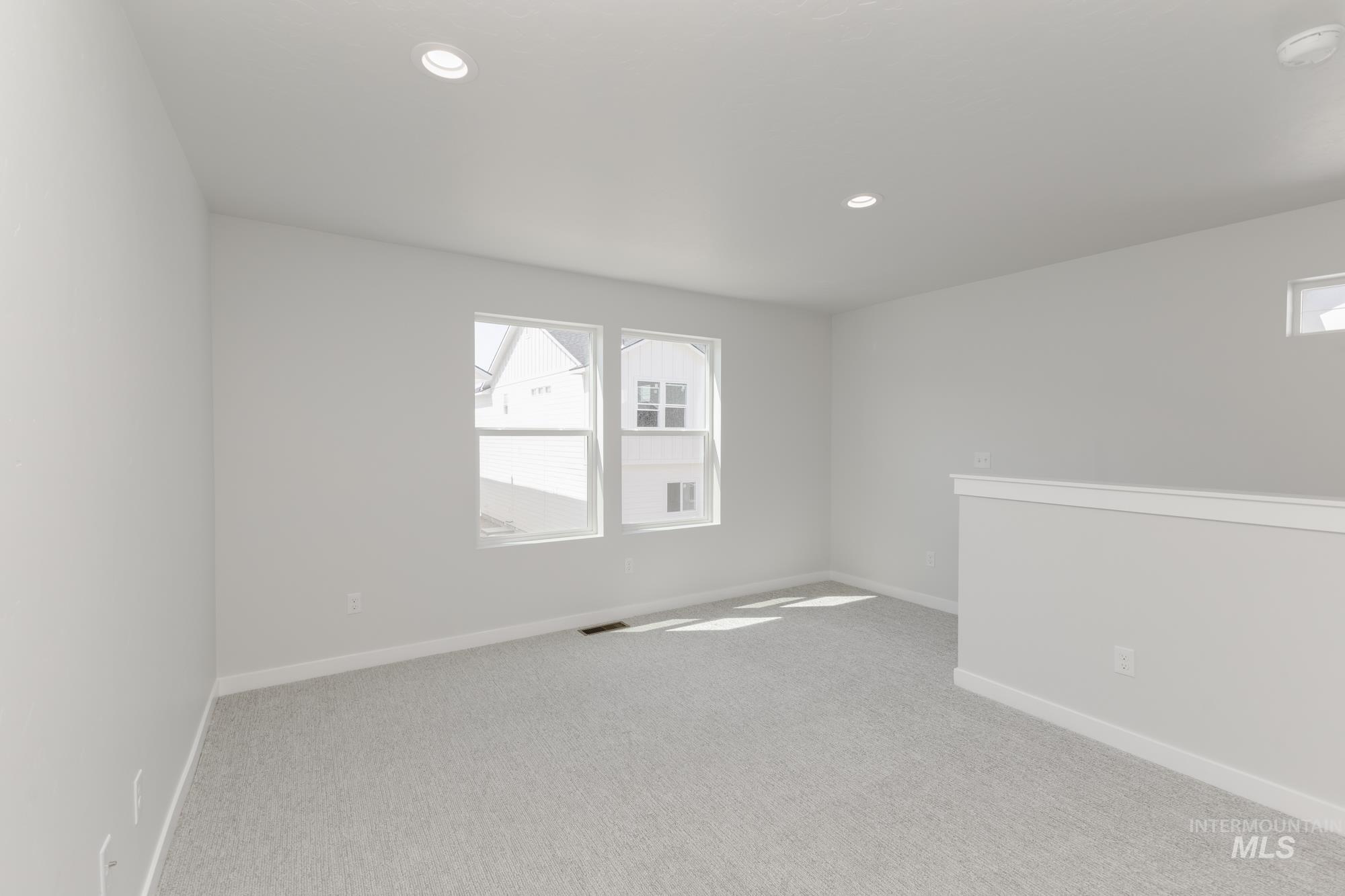 4223 E Woodmurra St, Meridian, Idaho 83642, 3 Bedrooms, 2.5 Bathrooms, Residential For Sale, Price $454,990,MLS 98956212